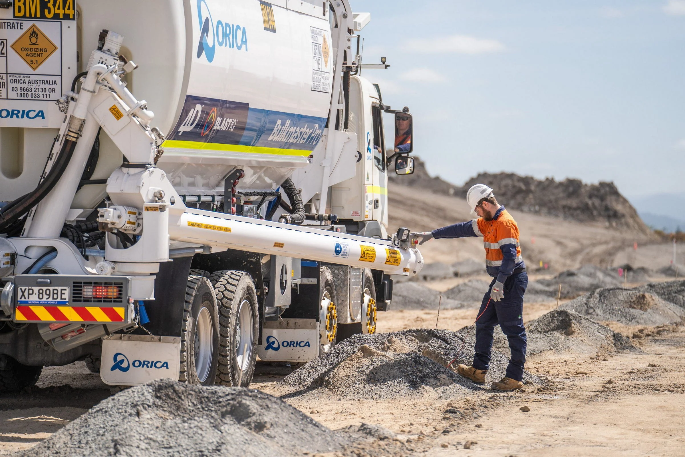 orica-bulk-delivery-vehicle-site-operation-15.jpg