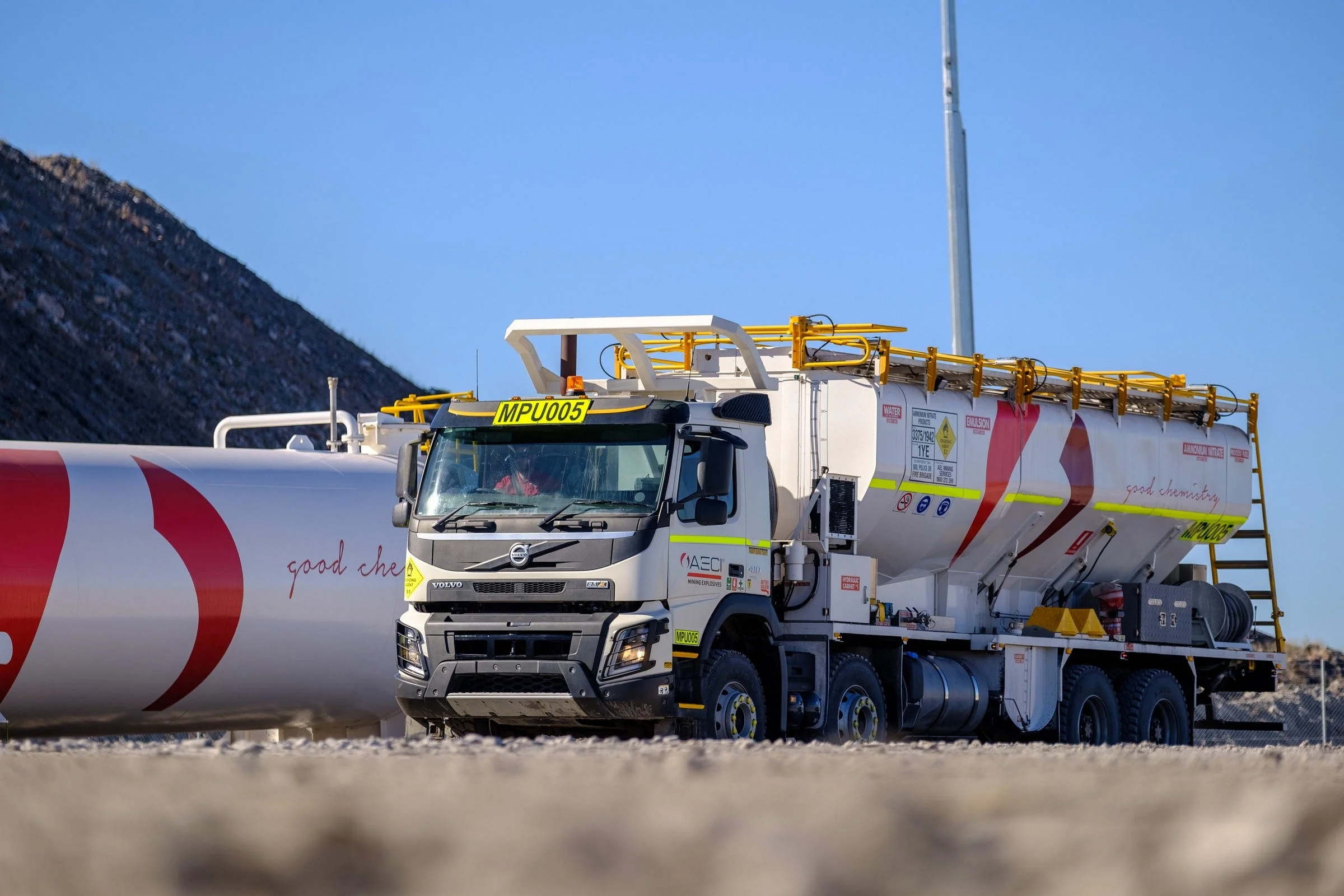 aeci-bulk-delivery-truck-hvo-south-18.jpg