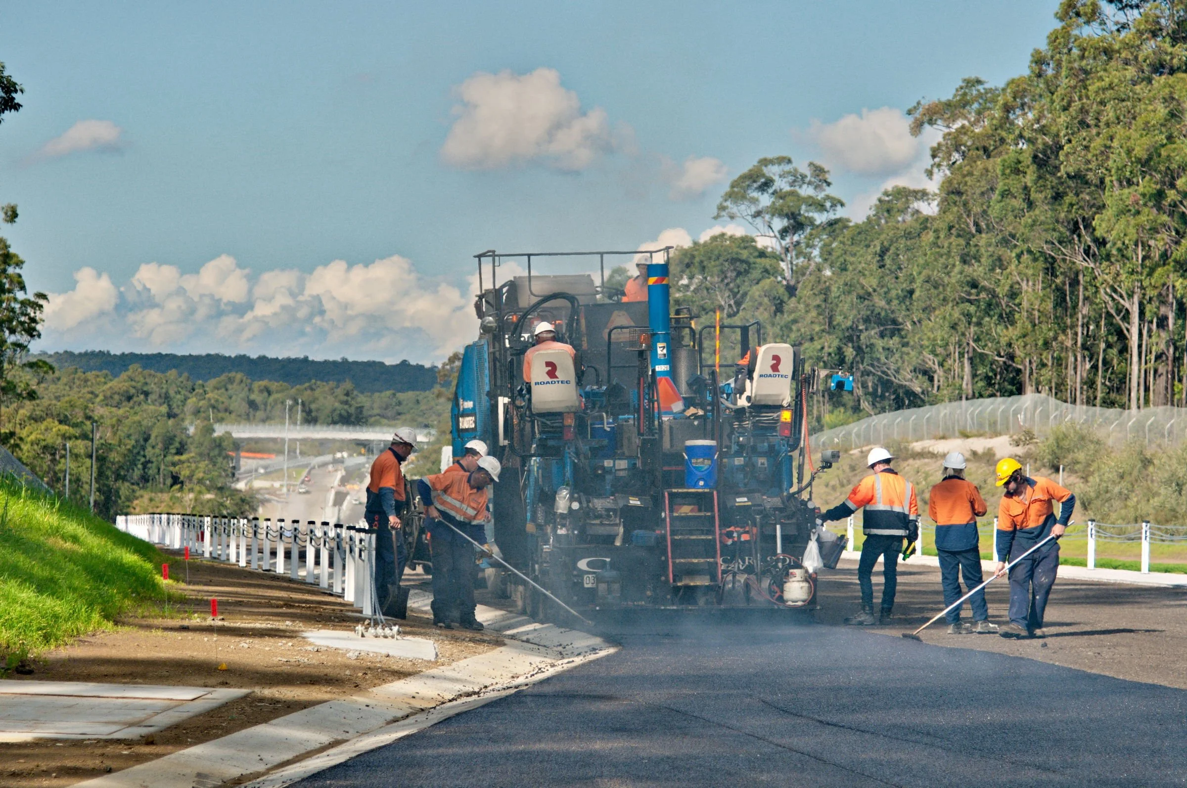 Fulton Hogan paving crew working on the Hunter Expressway
