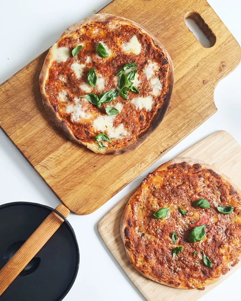 Pauliinan kokkipalvelu – asiakkaalle valmistettu pataruoka ja pizza Margherita