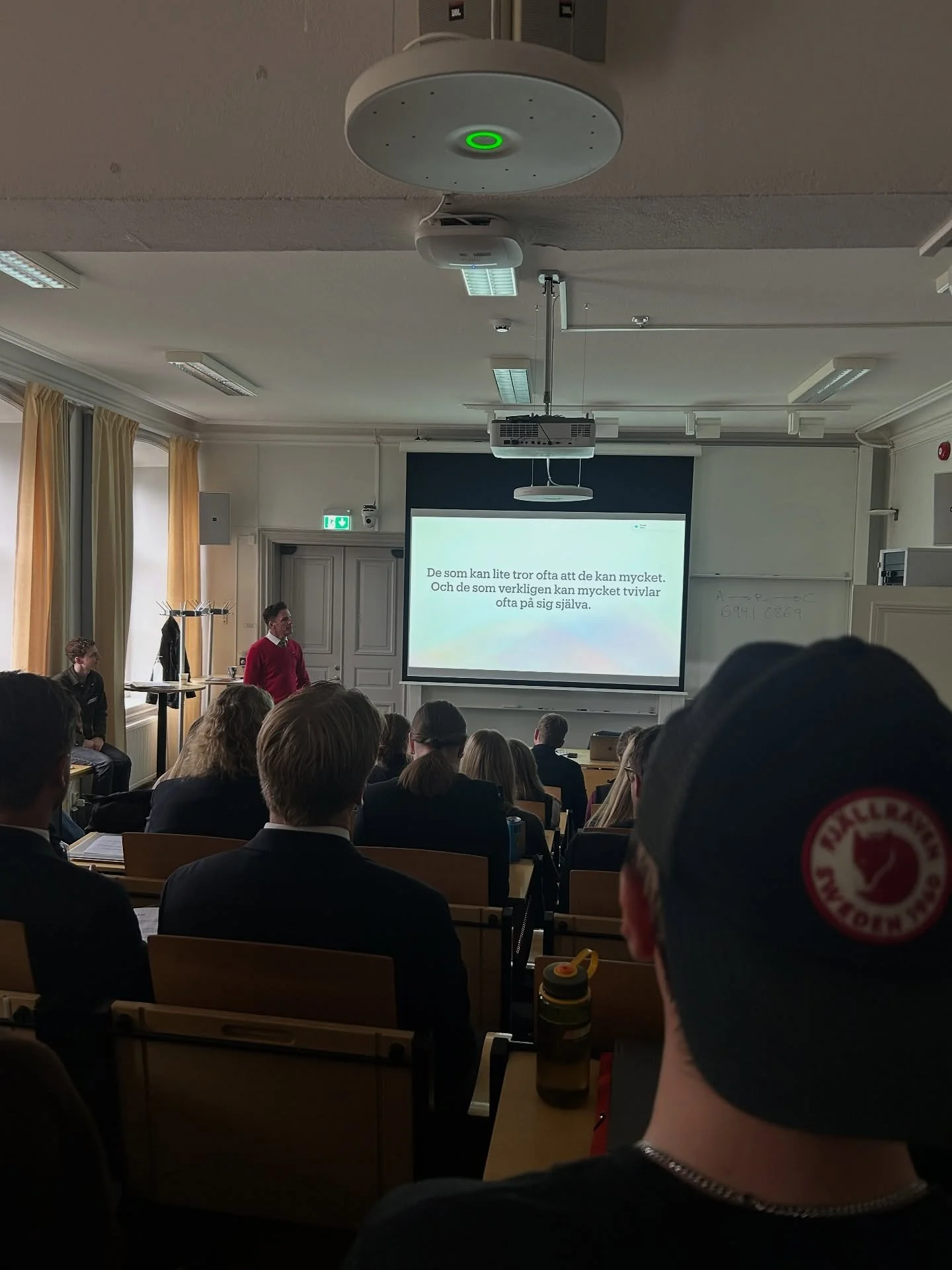 I helgen har ett g&auml;ng varit p&aring; Fokusr&aring;det anordnat av SLUSS med tema Kommunikation intern och externt i k&aring;ren ⭐️ Traditionsenligt avslutades det hela med Jaktsittningen, anordnad av SMS 🦌

Tack SLUSS f&ouml;r en v&auml;lordnad