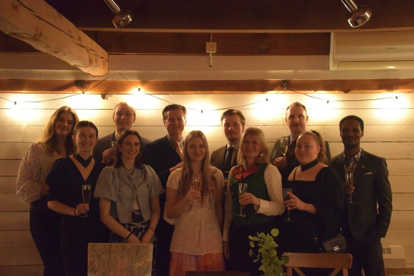 Tack till alla som kom och gjorde kv&auml;llen minnesv&auml;rd! Fler bilder fr&aring;n sittningen finns p&aring; Facebook 💃🏼 V&aring;rsittning 14/3 🎉