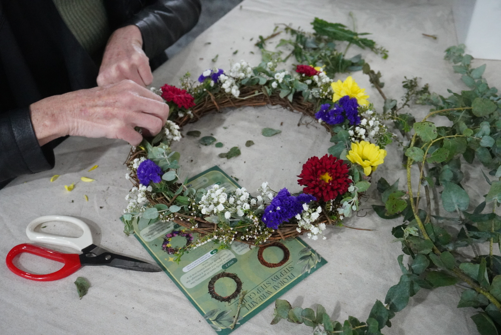 8_Wreath 6.png