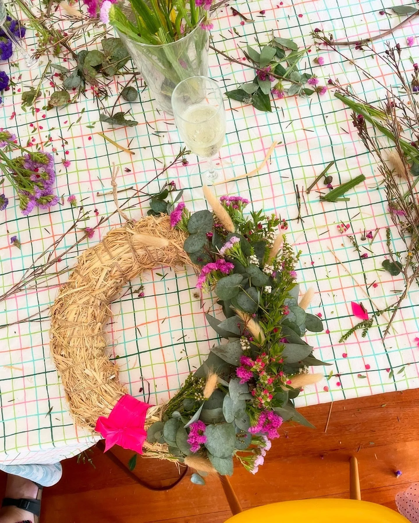 We bring the blooms to you! Book a private floral wreath workshop in the comfort of your own space! 🌺 🌸

Public workshops coming soon &mdash; stay tuned! 

#floralworkshops #wreath #making #privateevents #diyflower #craft #fresh #flora
