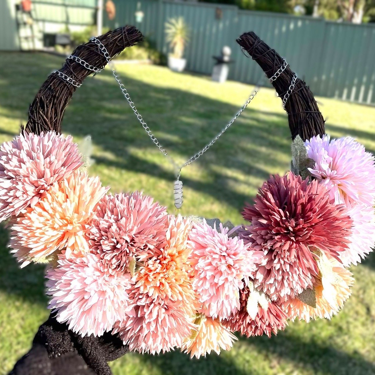 🌙✨ Magical crescent moons, mini mystic forests, crystals, potions, bees, bugs &amp; butterfly vibes... ✨🦋🧪

Our newest decorative wreath workshops have officially arrived, where nature meets fantasy.

Perfect for dreamers, creators, and magic-make