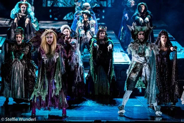 20180215_TanzderVampire_FotoSteffieWunderl_00338.jpg