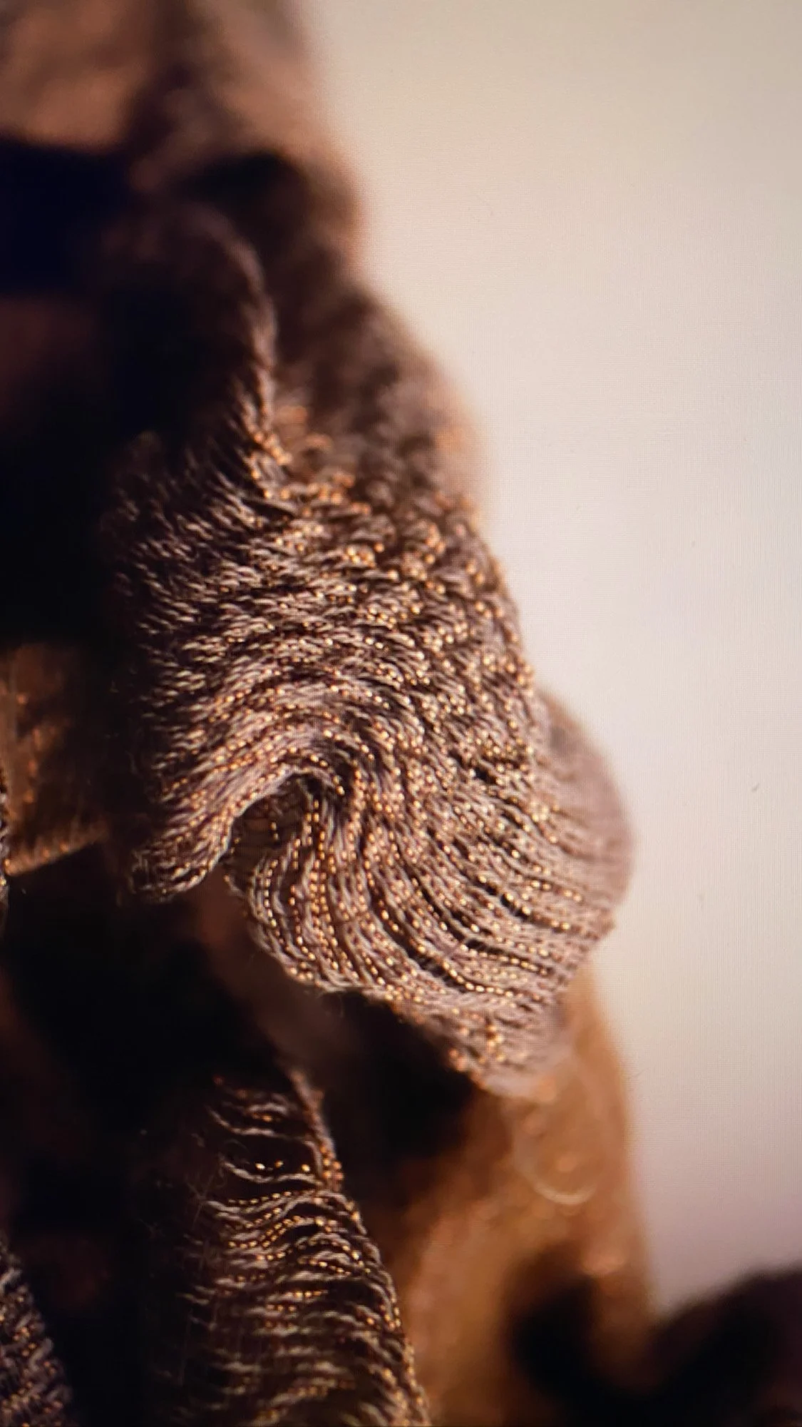 Textiles that shape themselves | 
Wool and SPMV on Dobby 