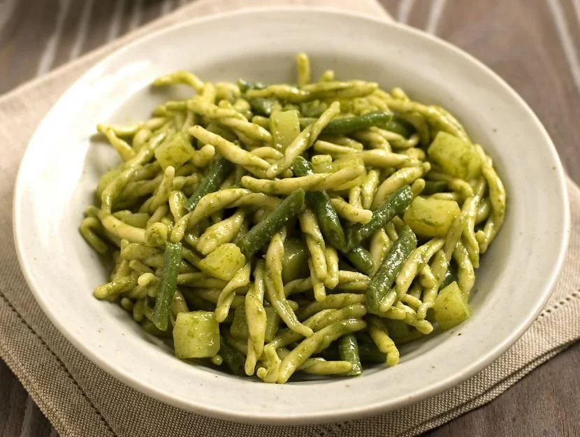 Trofie à la ligure avec pesto, haricots verts et patates (pour 8/10 personnes)