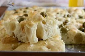 focaccia olive 2.jfif