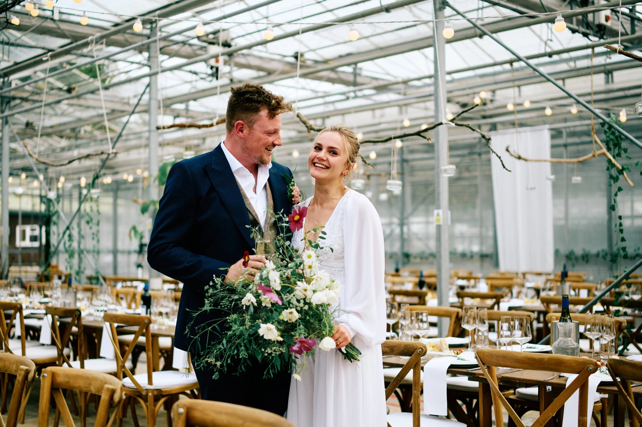 10 Top Tips for Couples Hosting a Wedding at a Dry Hire Venue