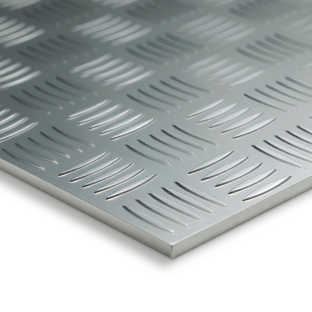 Chequer plate aluminium EN AW-5754 sheet with slip-resistant tread pattern