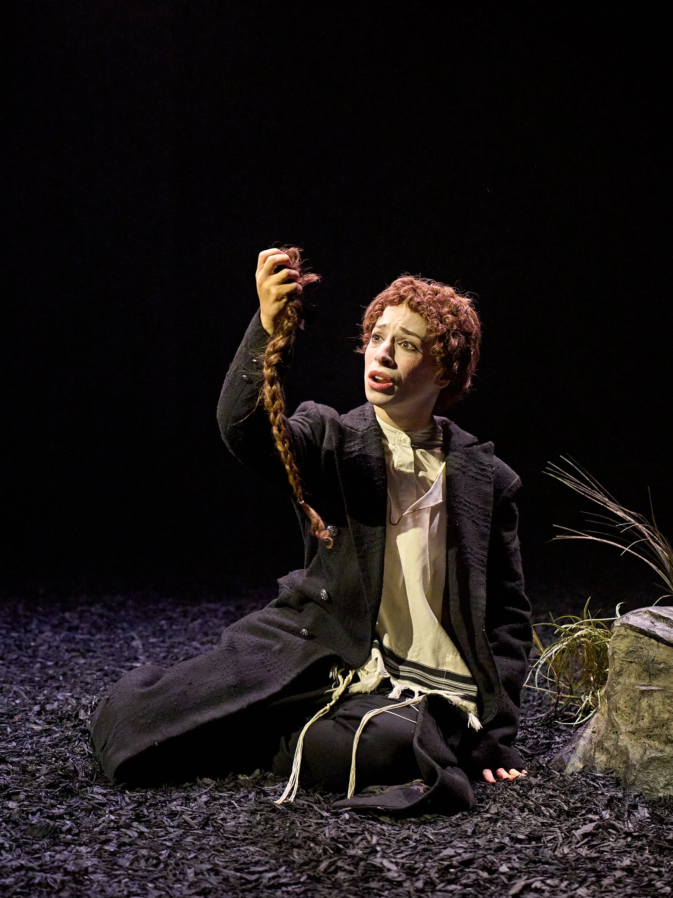 Yentl-066 - Amy Hack as Yentl:Anshl.jpg