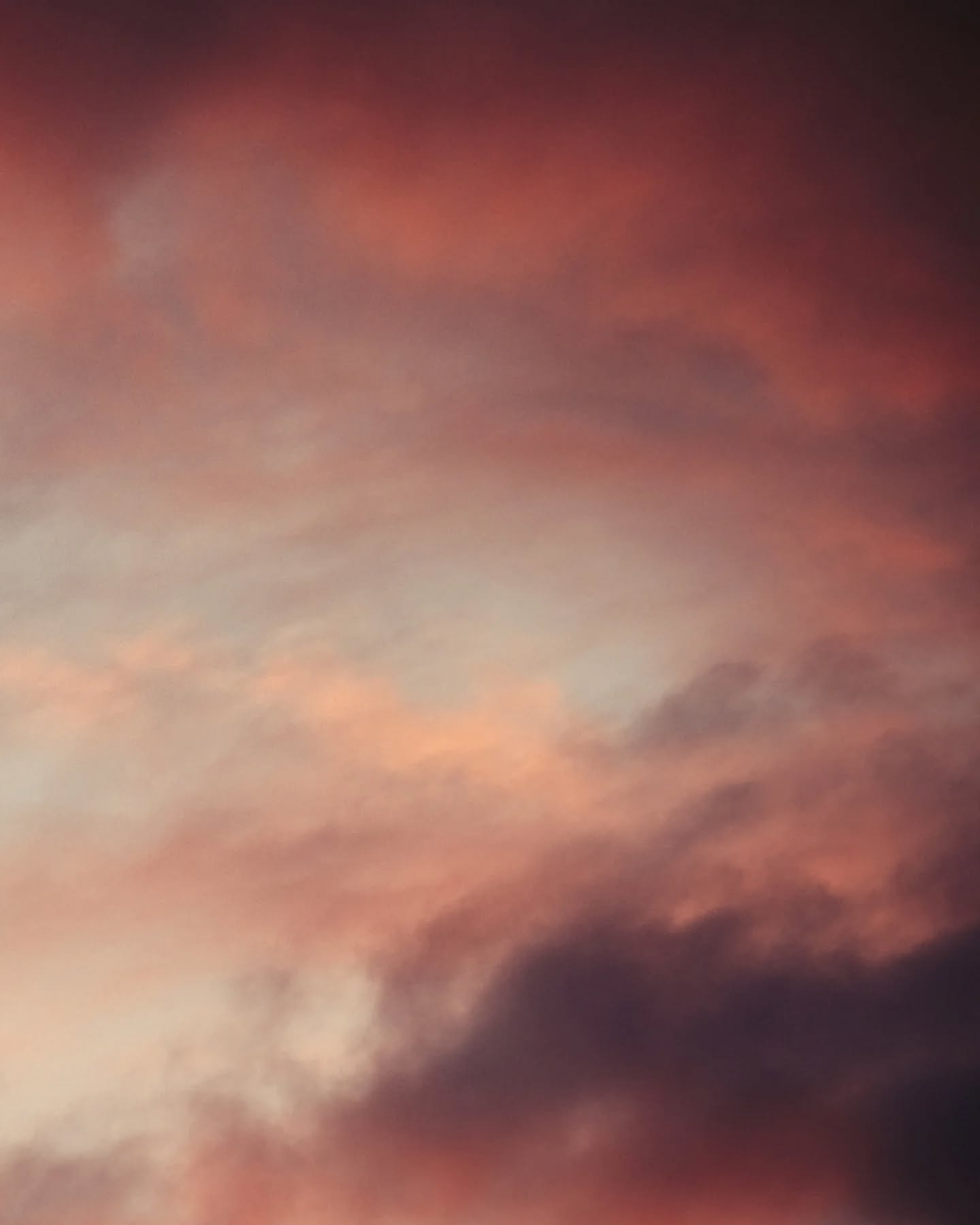 Disponible en tirages ici ⬇️
www.focalise.art/tirages
.
.
.
.
#focalise #fineartphotography #tiragephoto #decomaison #stormclouds #photographebourgogne