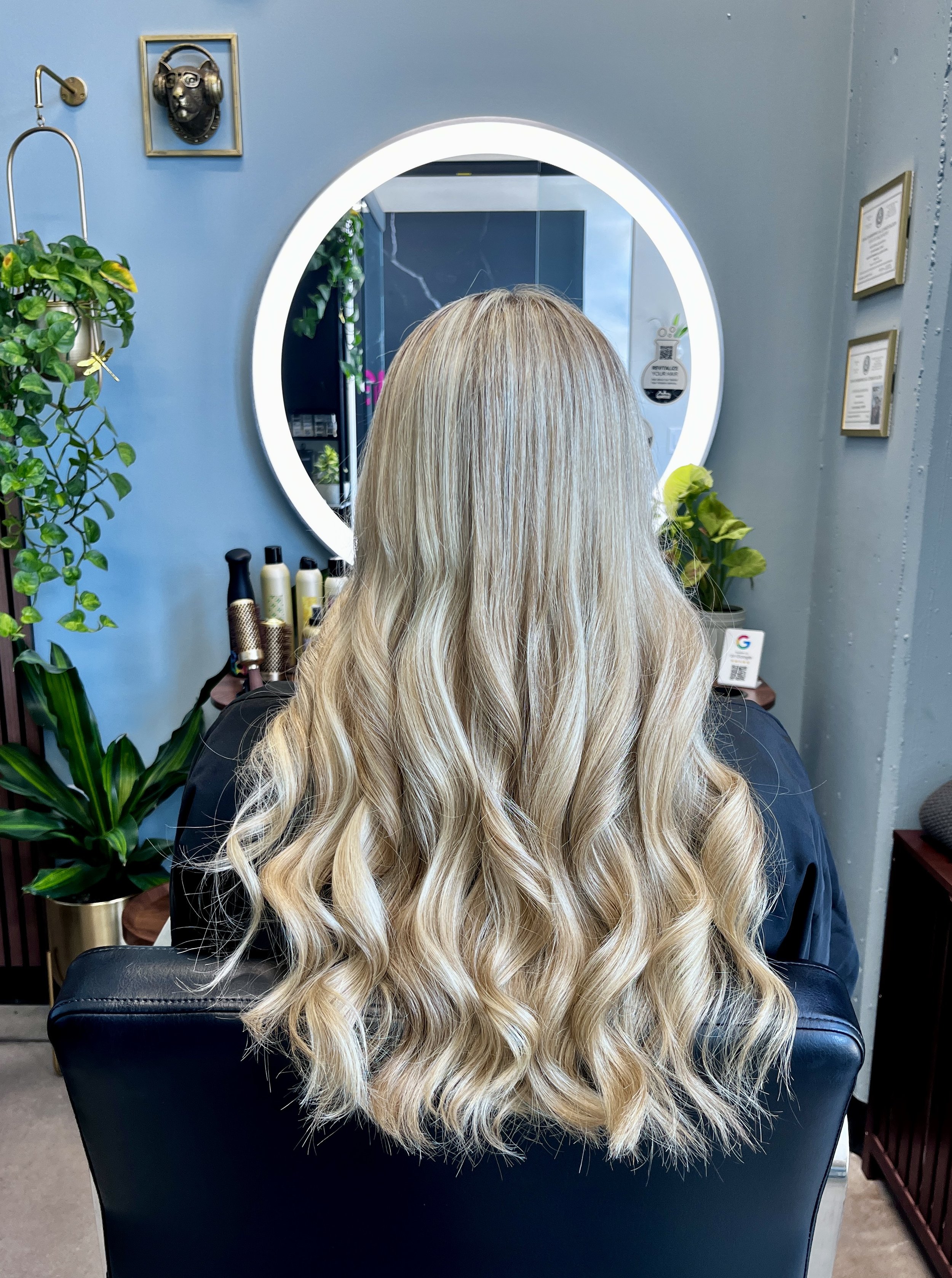 Champagne, blonde highlights, and long extensions