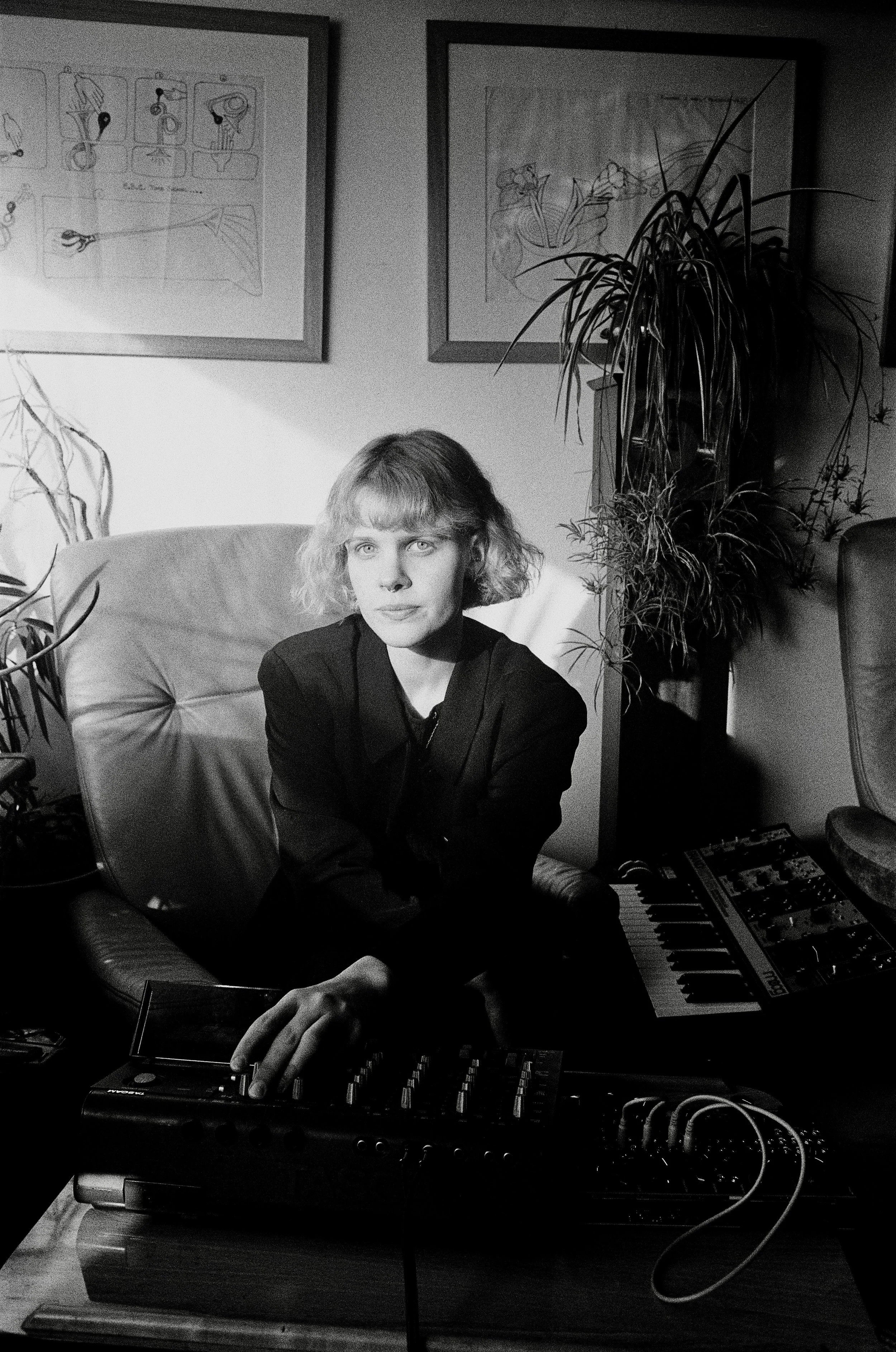 Photo of Sara Wolff in Nan's House Studio, Liverpool, by Mol Norris