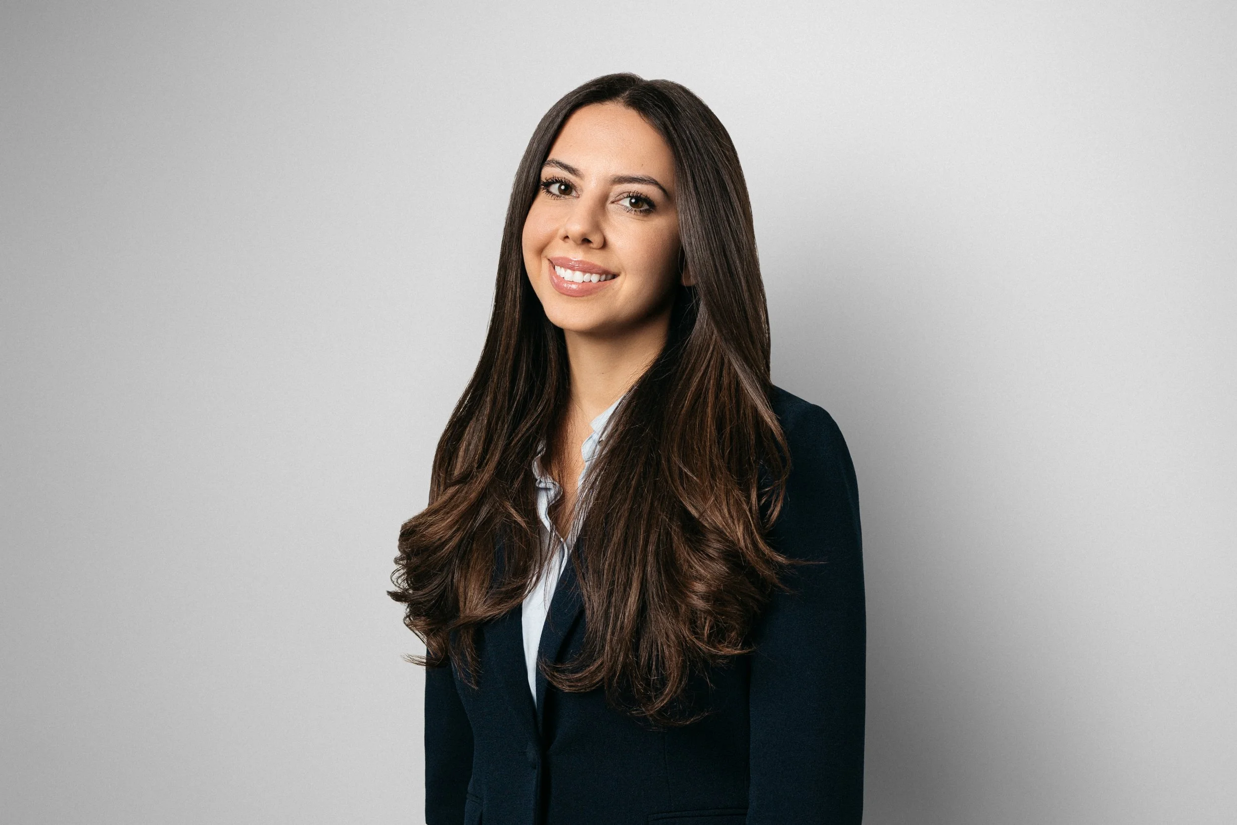 Shayna Sharim is an Outreach Consultant at Foxstone Recruiting where she specializes in lateral partner and associate placements.