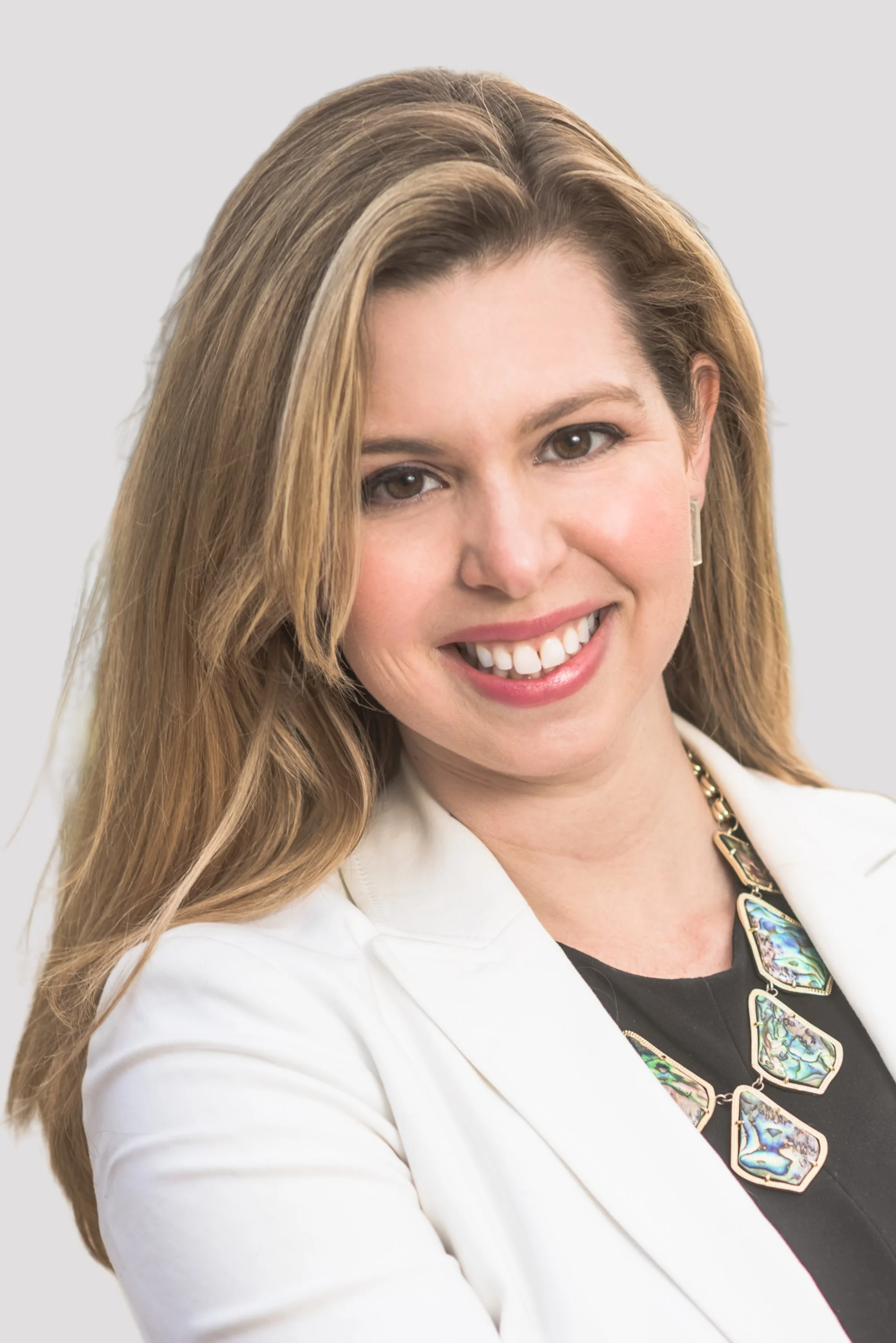 Lauren Wu, CEO & Founder of Foxstone Recruiting.