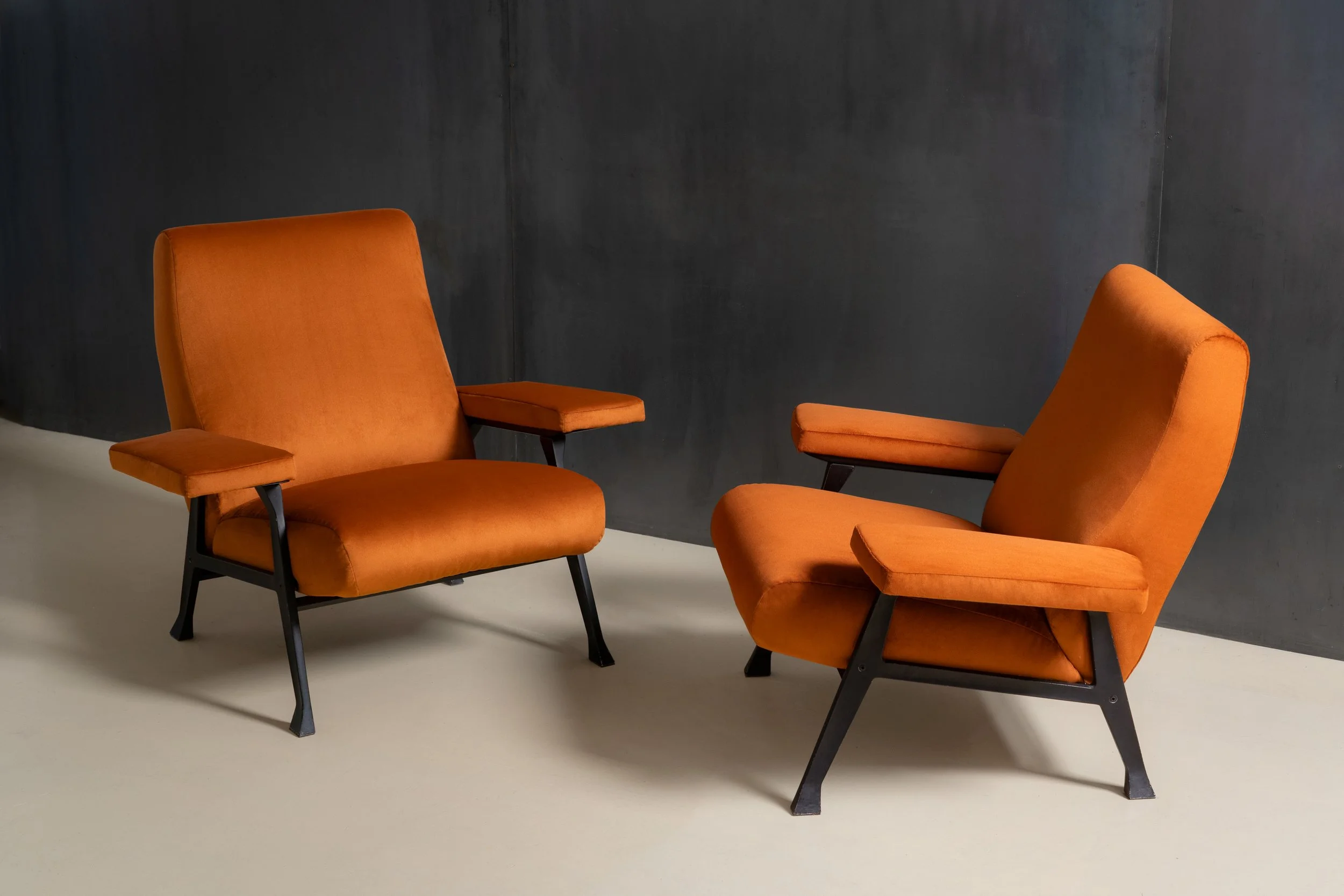 Pair of Hall armchairs by R. Menghi for Arflex, 1959