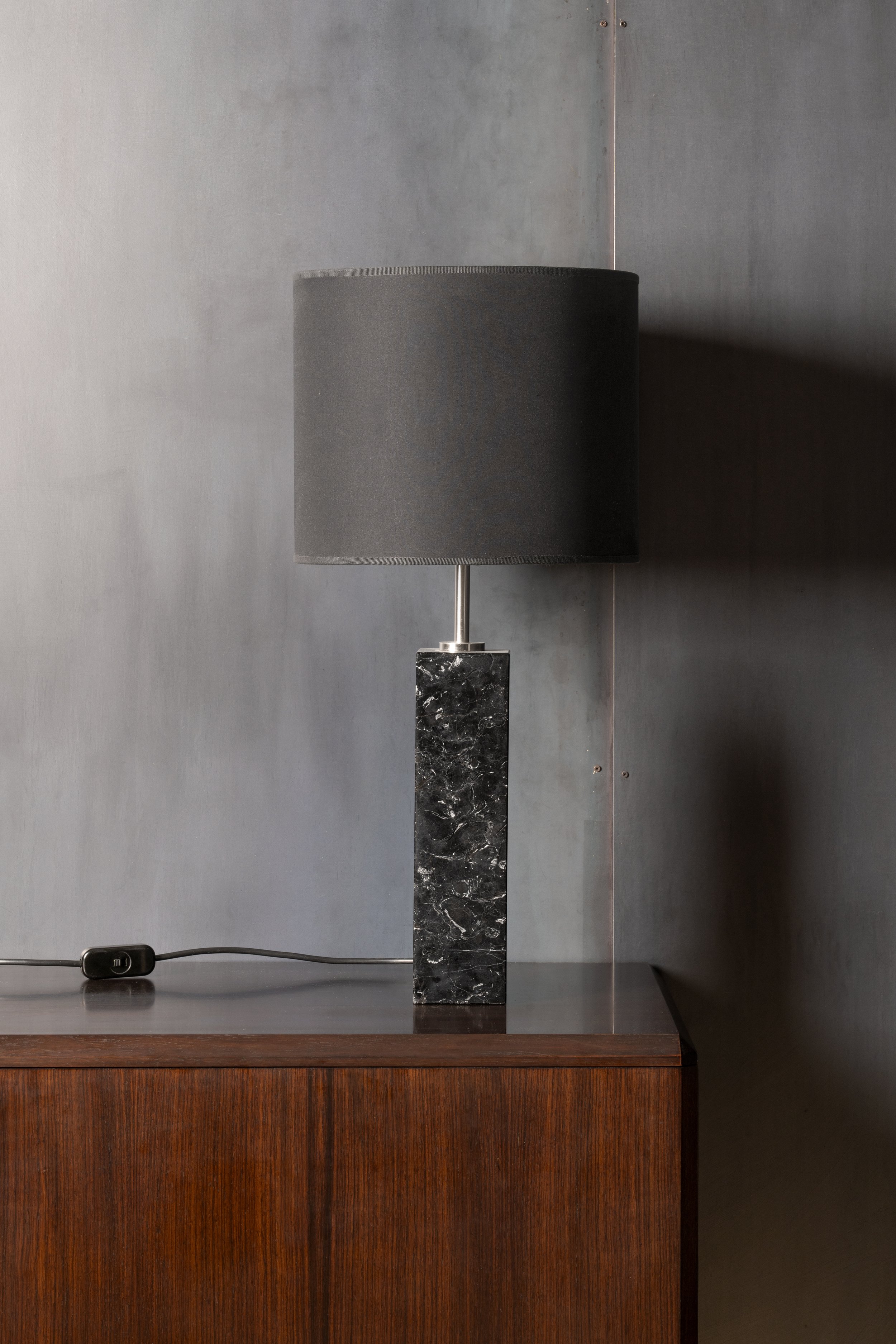 Marble table lamp, Knoll International, 1970s.