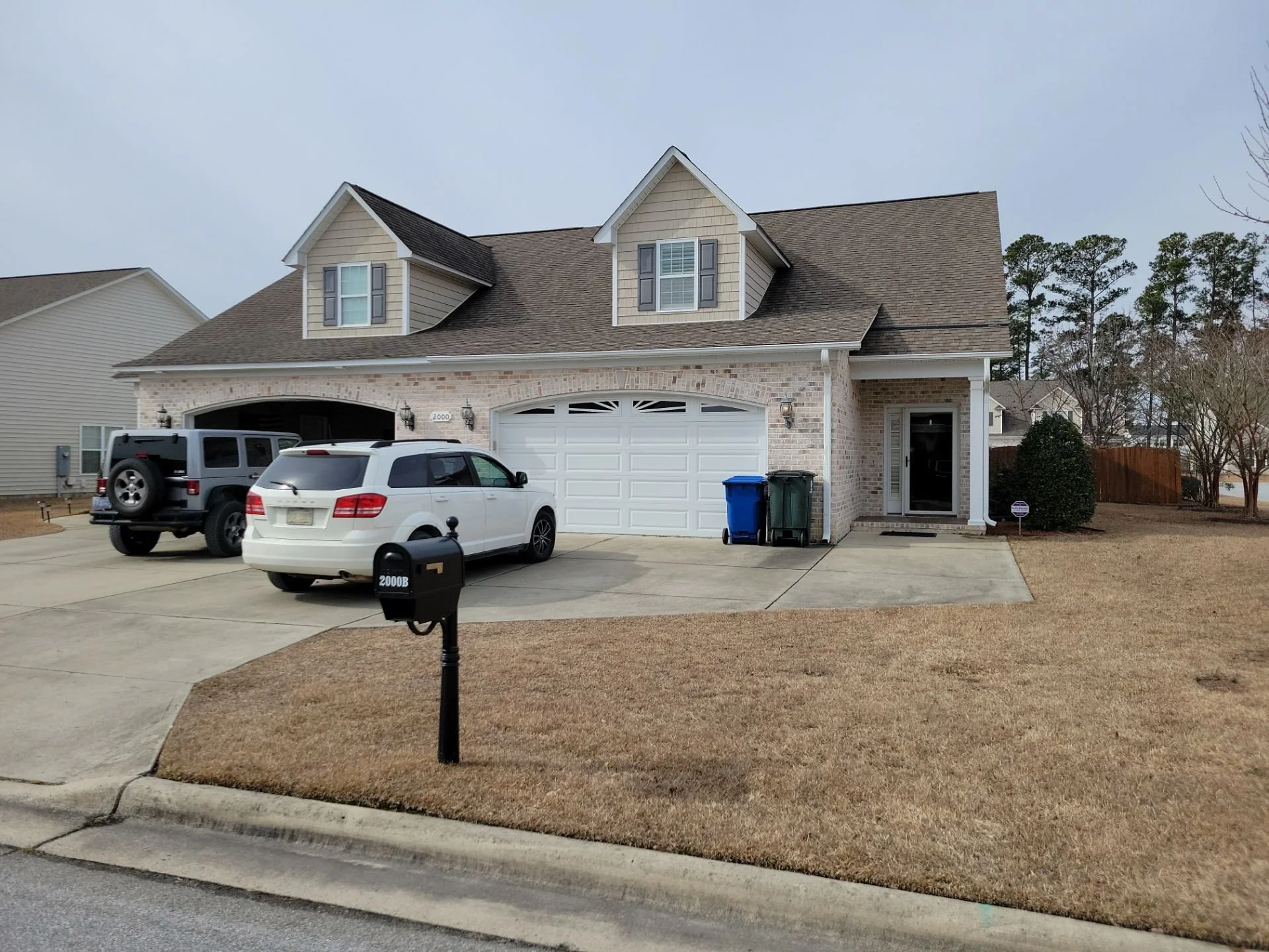 2000 Leighton Drive.jpg