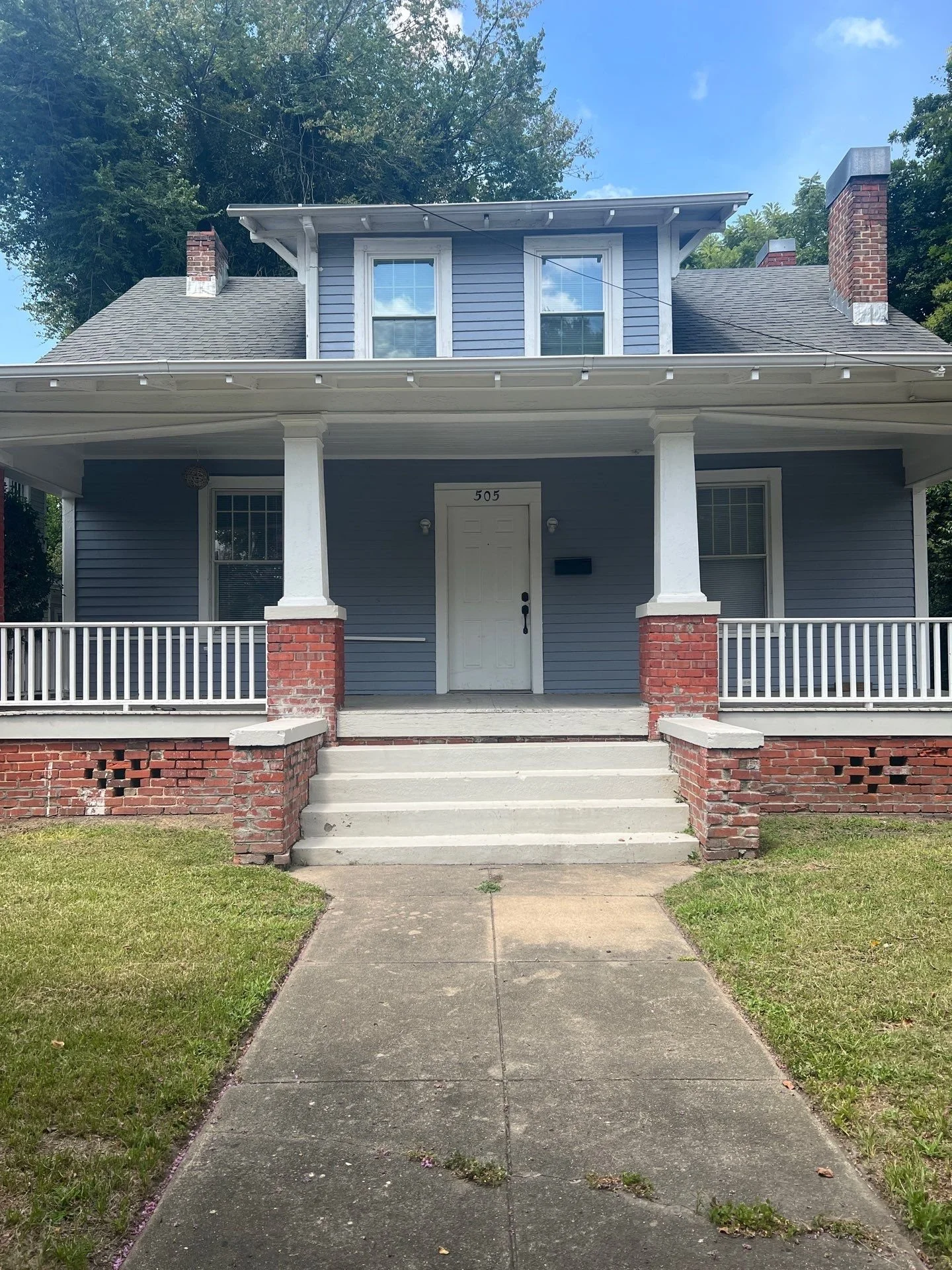 505 E 4th St. | 4 Beds / 2 Full Baths 