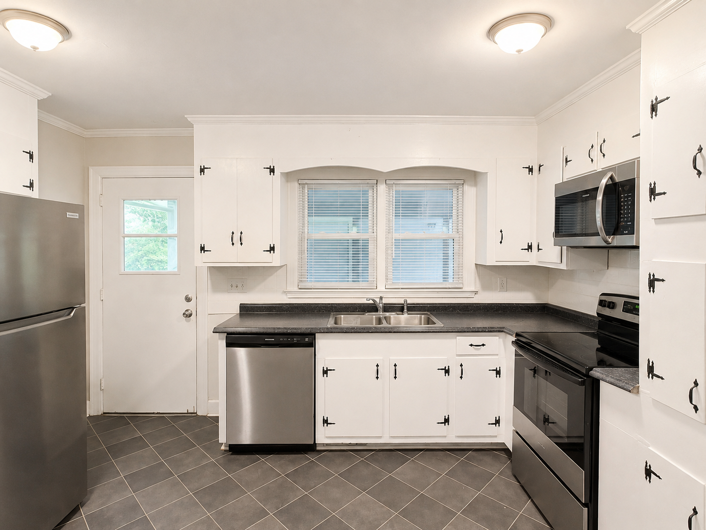 kitchen2.png