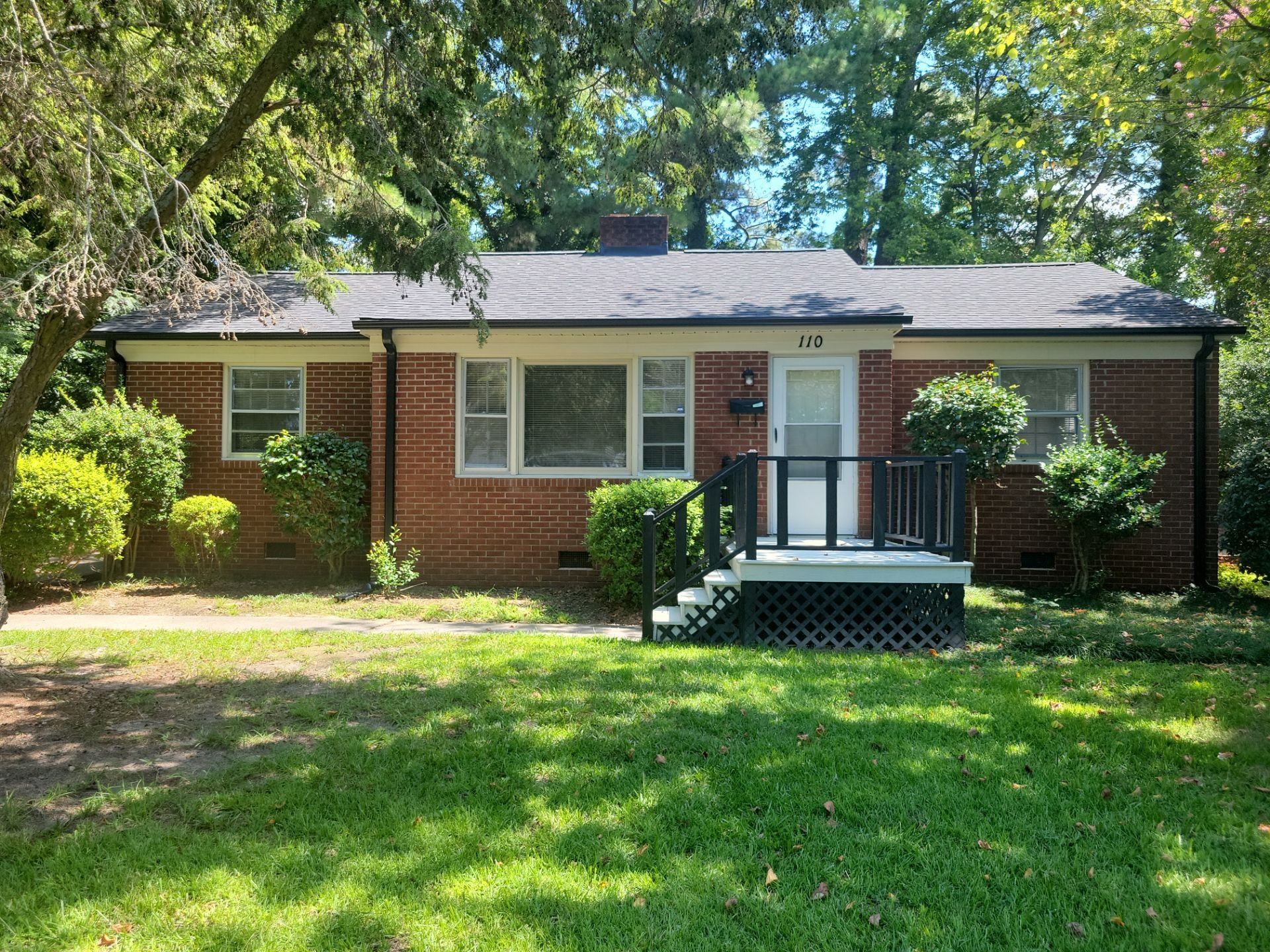 110 N Warren St. | 3 Bed • 1 Bath | $1,650/month | Available NOW