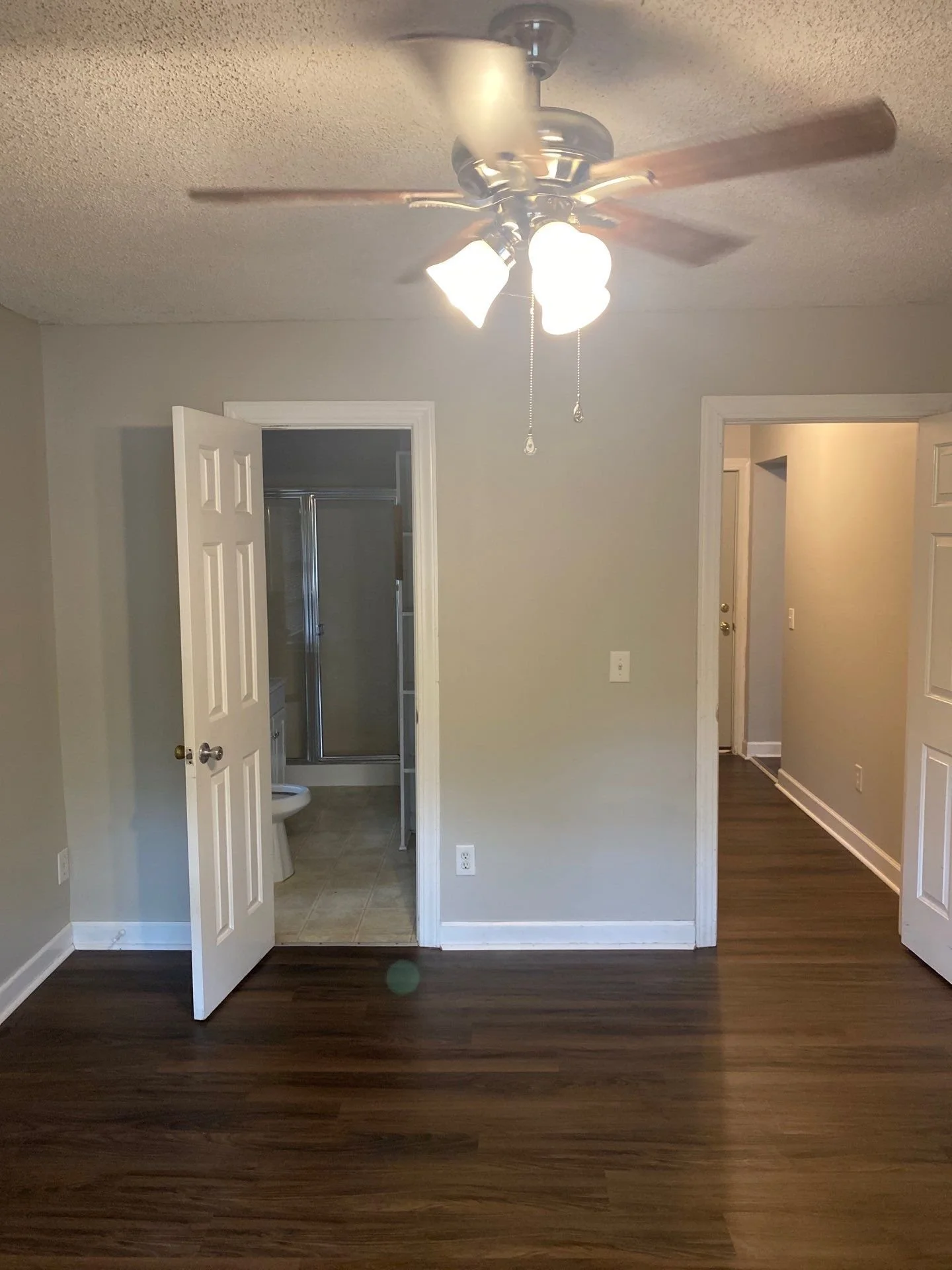 bedroom4b.jpg