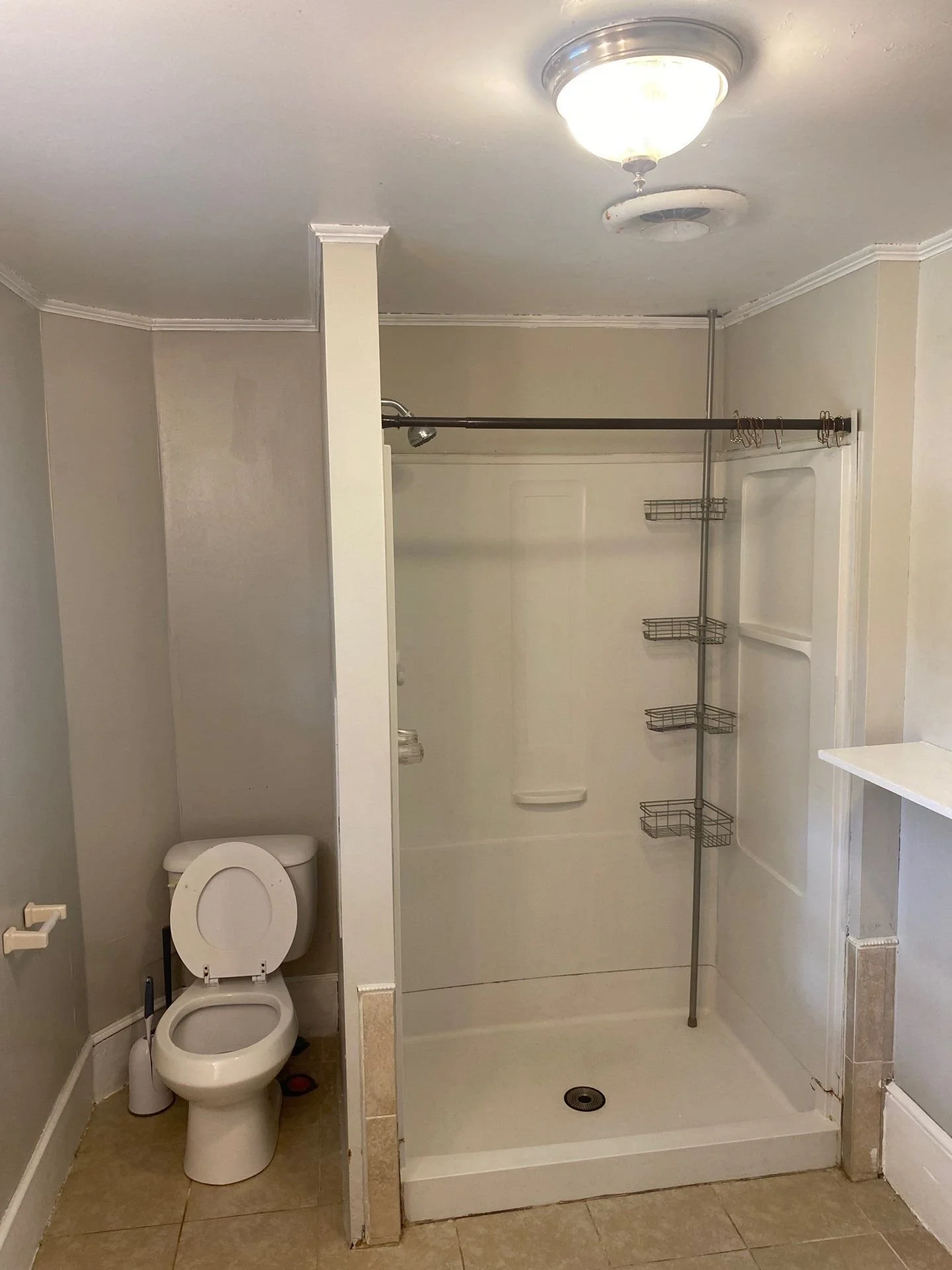 Bathroom2b.jpg