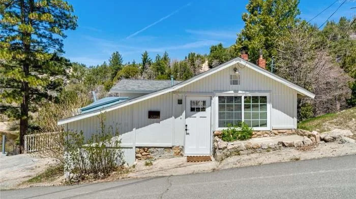 Arrowhead | $360,000 | SELLER