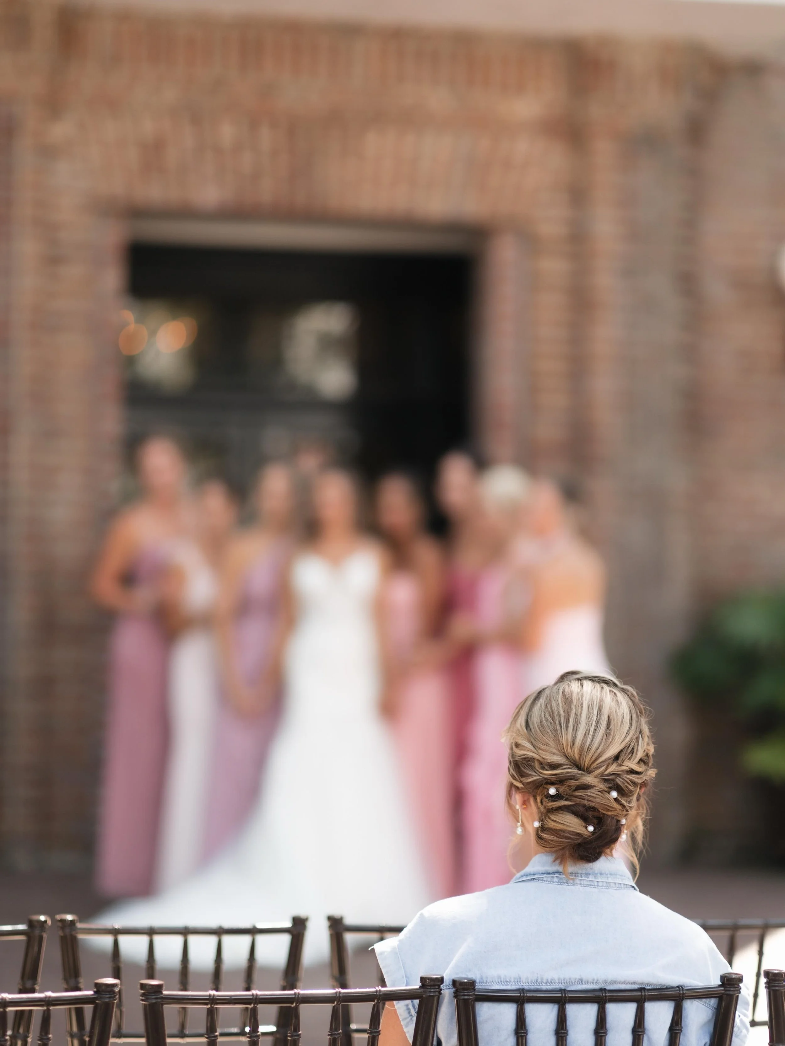 There&rsquo;s something so special about watching a mom on a wedding day. 🤍

The quiet moments fixing a veil, the proud smile during portraits, the tears during the ceremony&hellip; and sometimes, just standing back and taking it all in as the littl