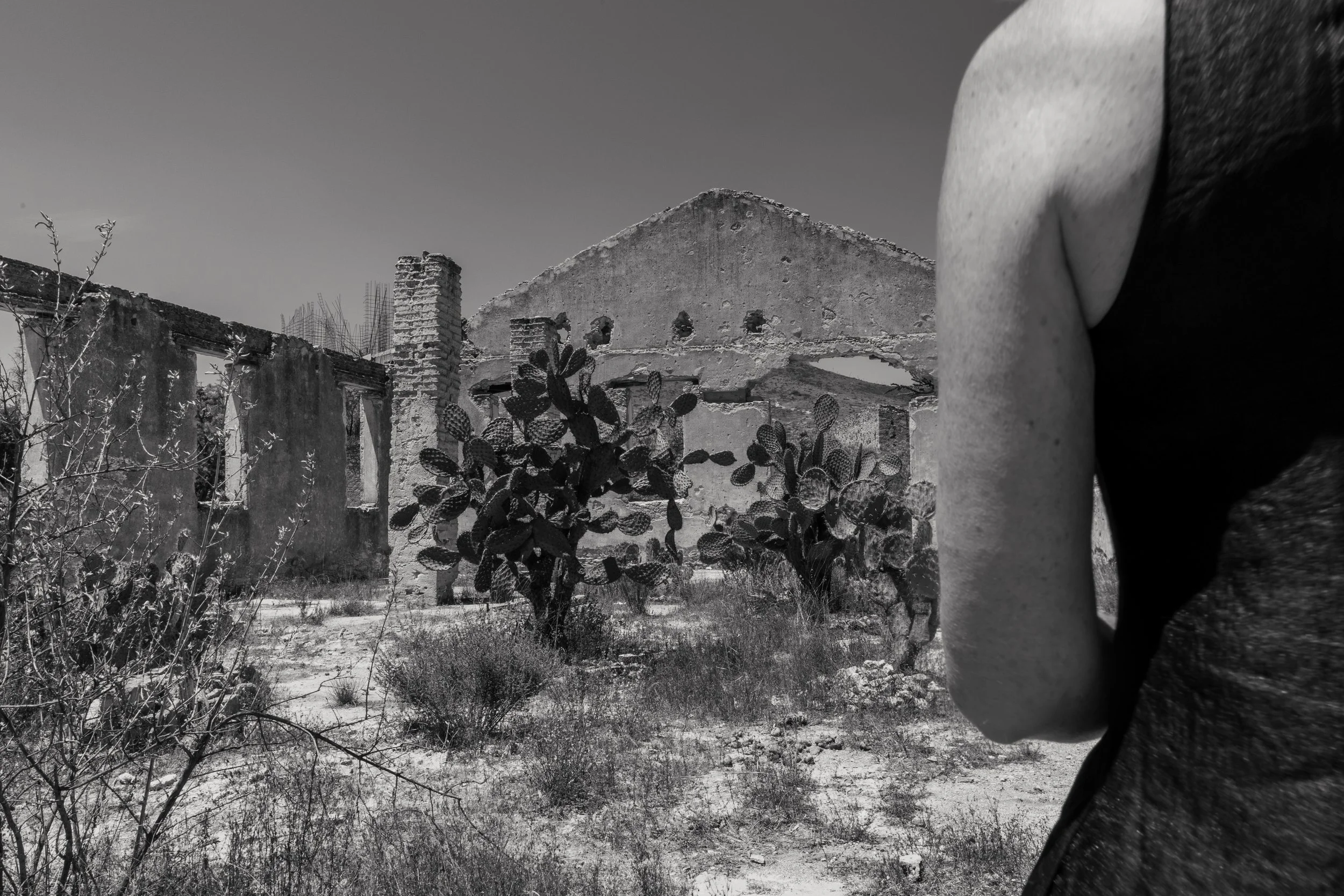 JJE_6593-Edit-5 senores.jpg