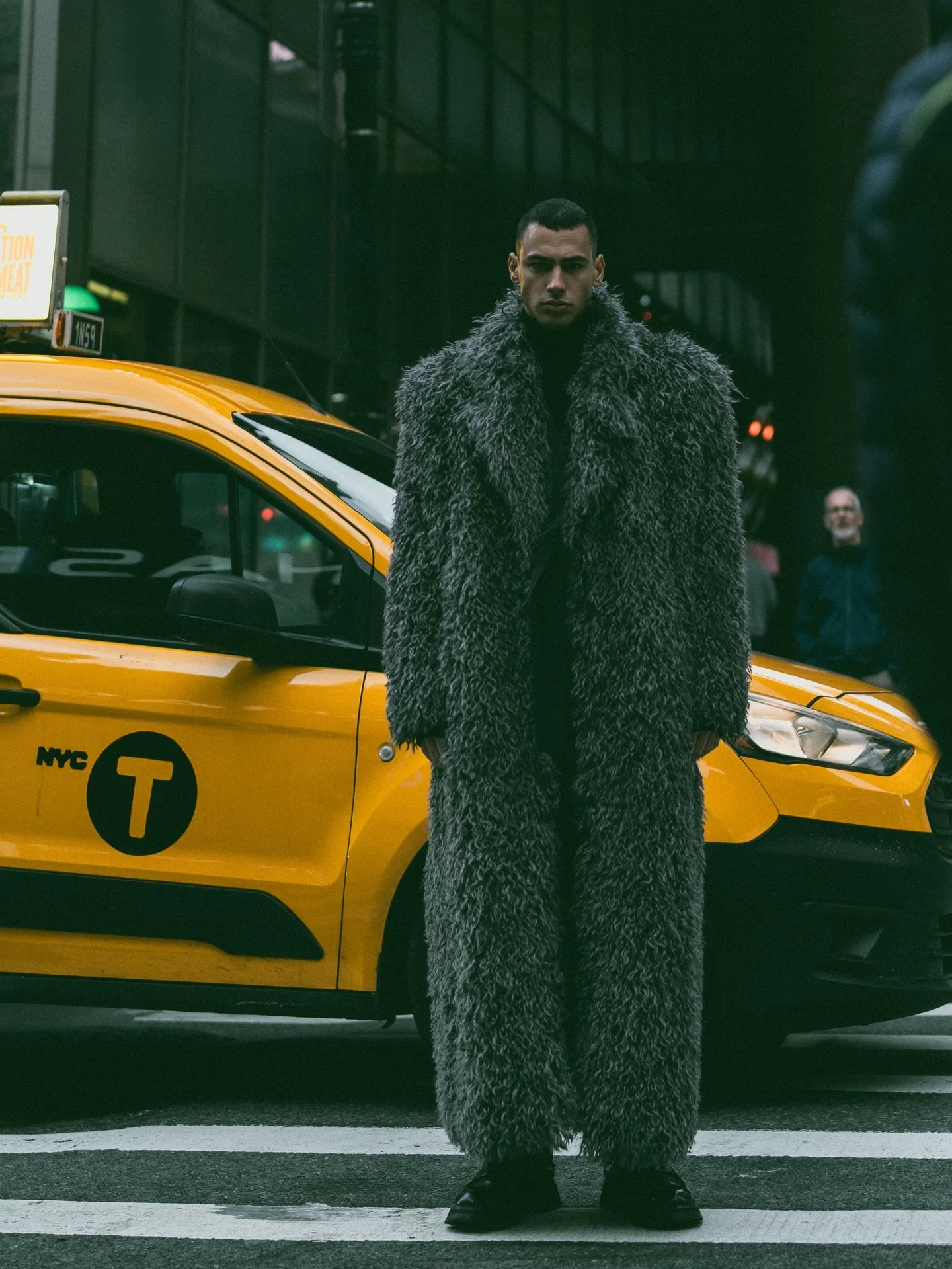 A friend once told me everyone wants to be Hollywood, but Hollywood wants to be underground.
Funny how that always feels true in New York.

Shot with the one @itsbarakshamir from @soulartistmgmt 
Styling by @sergiodesaia 

#TonGomes #TonGomesPhotogra