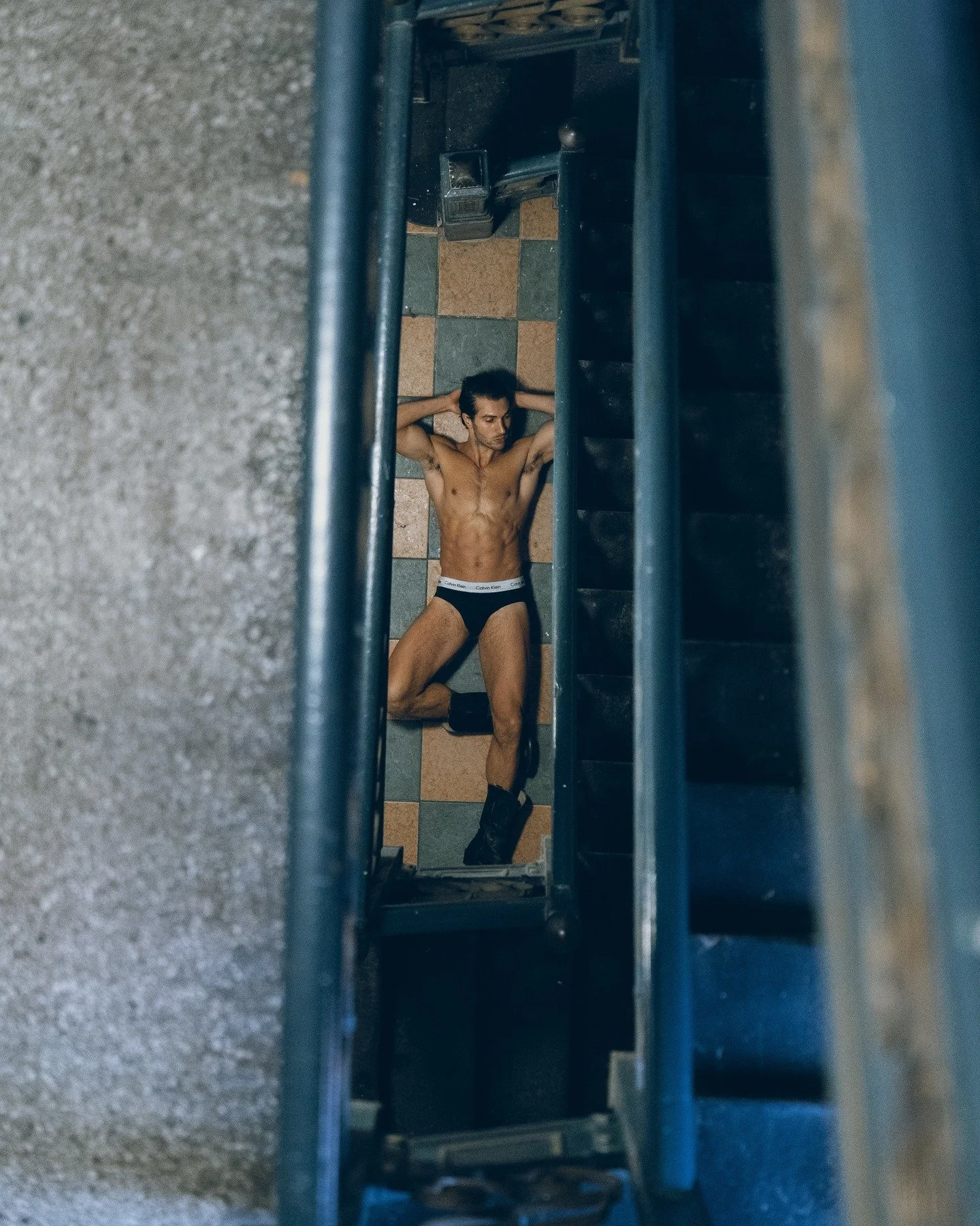 Between floors, between thoughts.
@joelconceicao in @calvinklein styled by @sergiodesaia 
Photo @tongomes__ 
#TonGomes #TonGomesPhotographer #PhotographerInNYC #MenswearPhotography #NYCEditorial