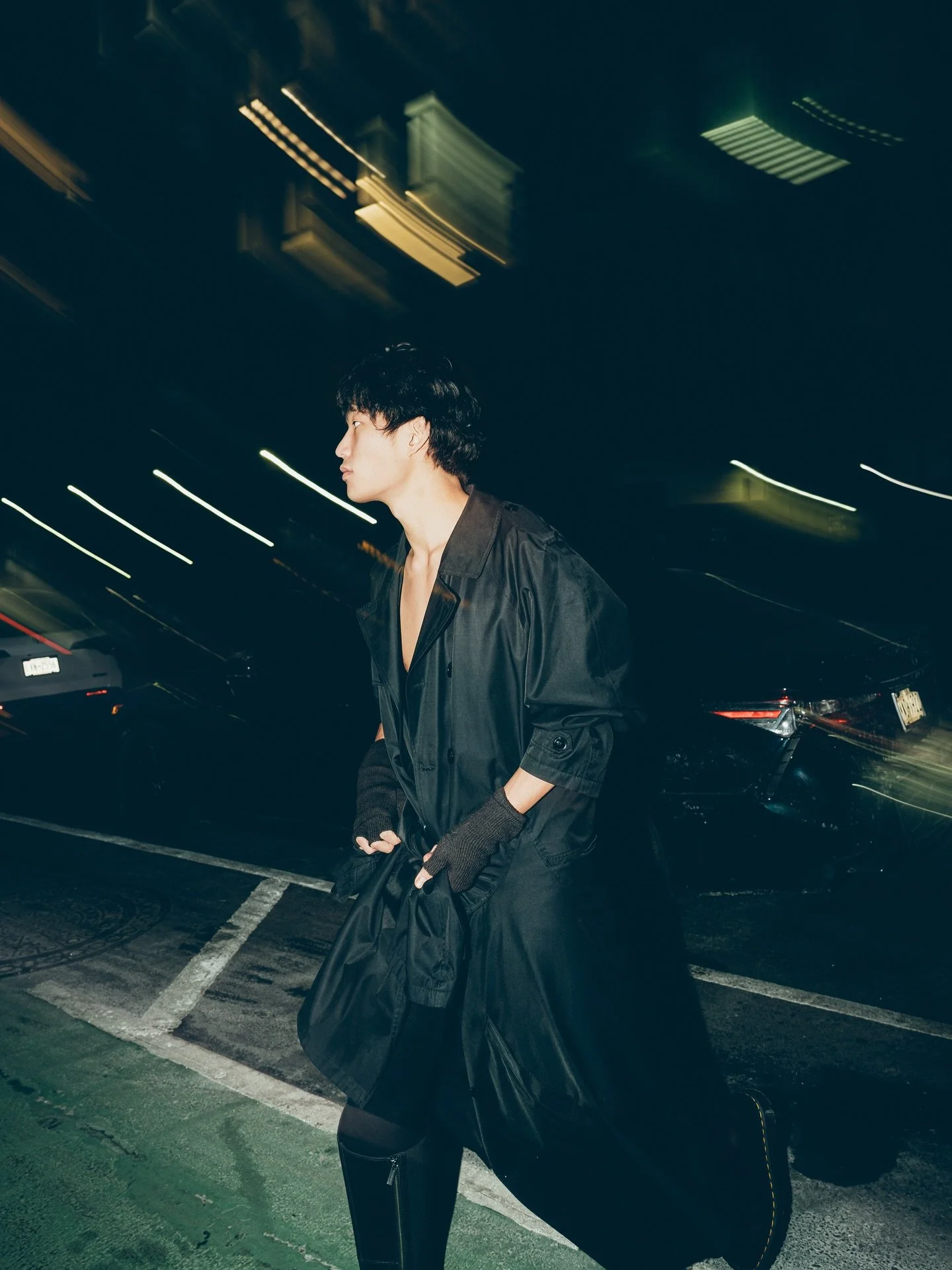 Nothing dramatic. Just a shift.

Model: Nico Lee @smwhereinthemix 
Mgmt @soulartistmgmt 
Styled by @sergiodesaia 
Photographed by @tongomes__ in NYC

#TonGomes #TonGomesPhotographer #PhotographerInNYC #FashionEditorial #NYCWinter