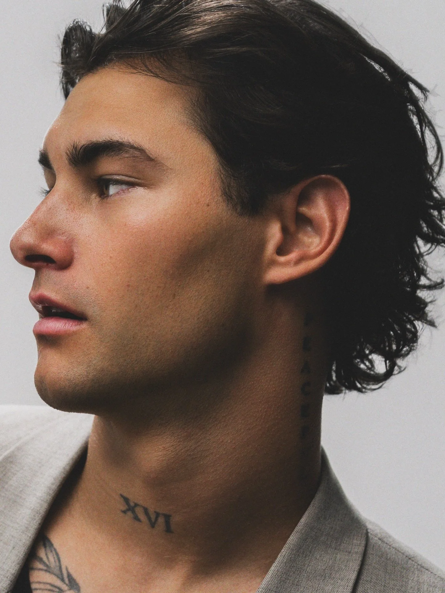 NYC with @rymanick from @anotherlevelnyc 

#TonGomes #TonGomesPhotographer #PhotographerInNYC #AnotherLevelManagement #MenswearPortrait