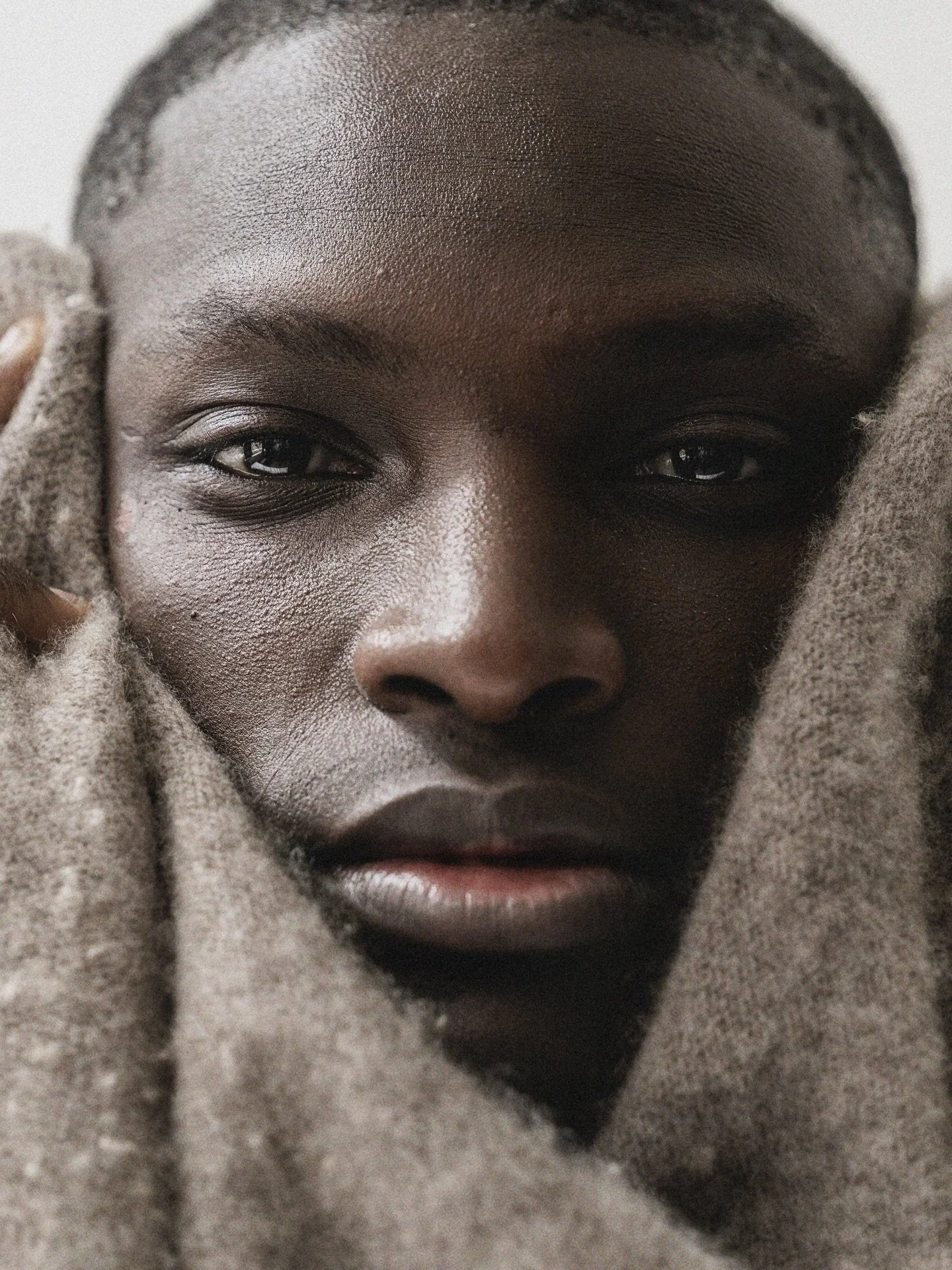 Some faces don&rsquo;t need direction.

@ali_ismail335 
@skorpionmgmt 

#TonGomes #TonGomesPhotographer #PhotographerInNYC #MenswearEditorial #FashionPortrait