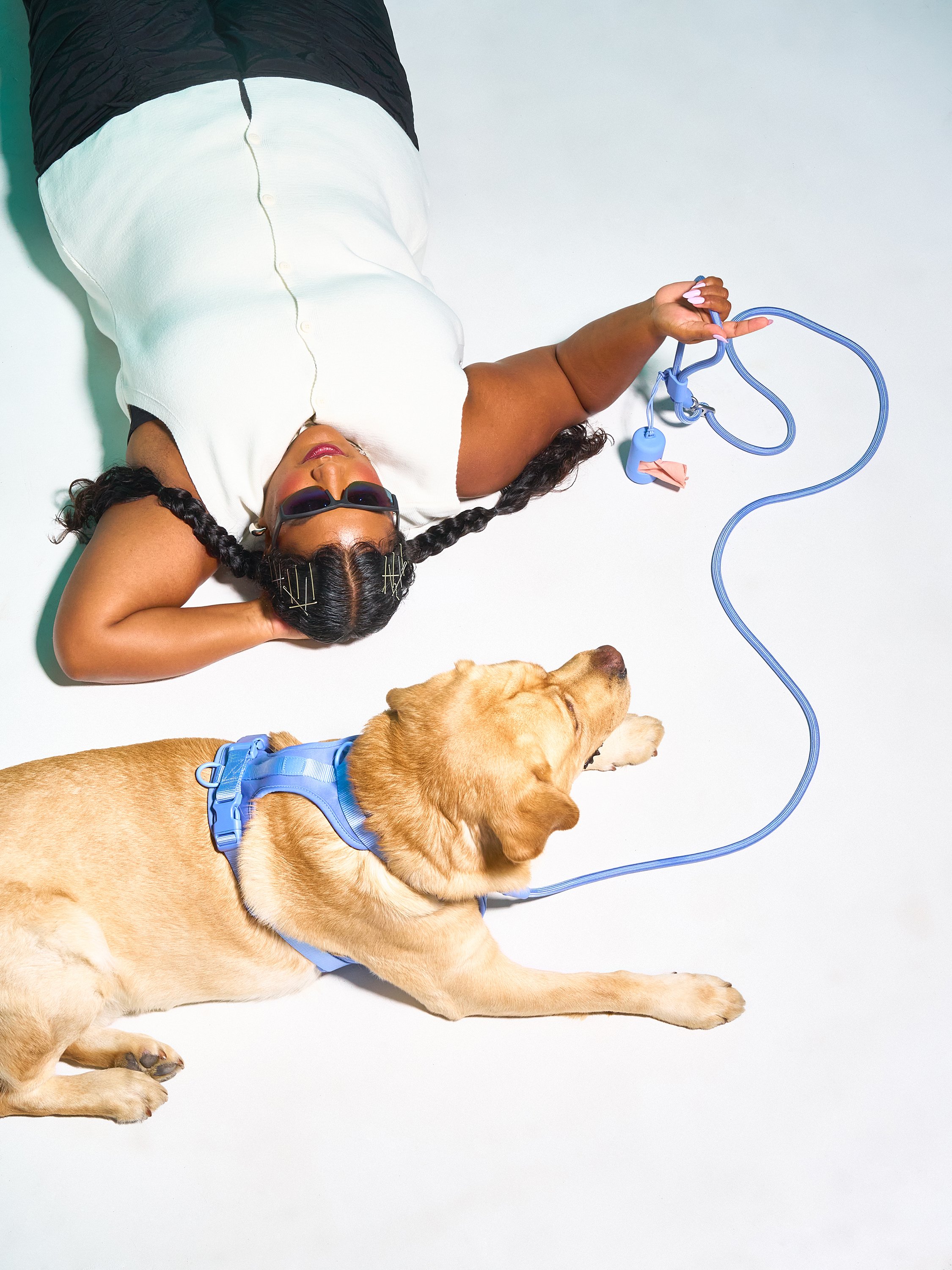 WO_VM_RopeLeash_WalkKitHarness_Moonstone_RopeLeashCampaign_03_4x5_Web.jpg