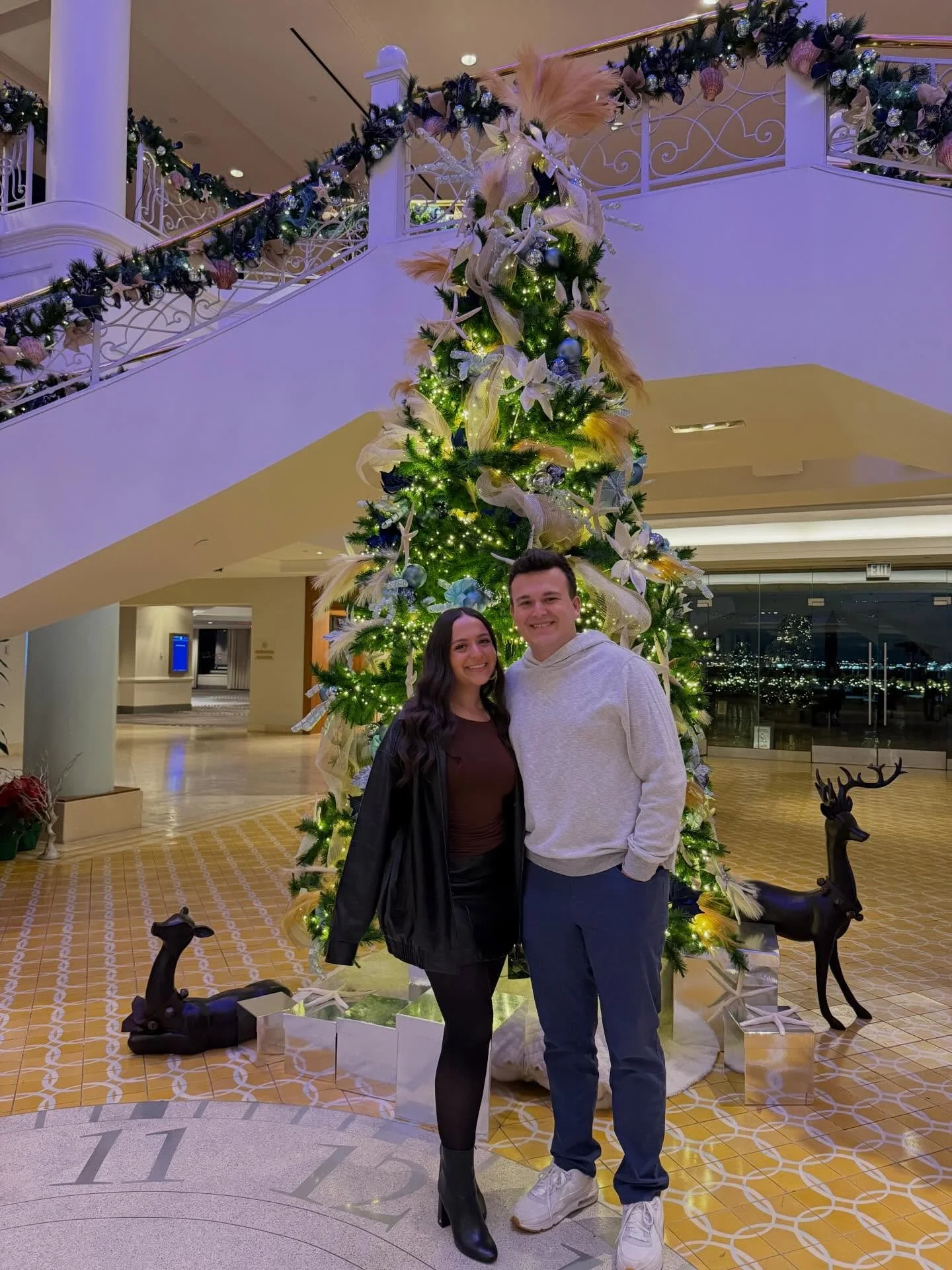 merry &amp; bright🎄⭐️