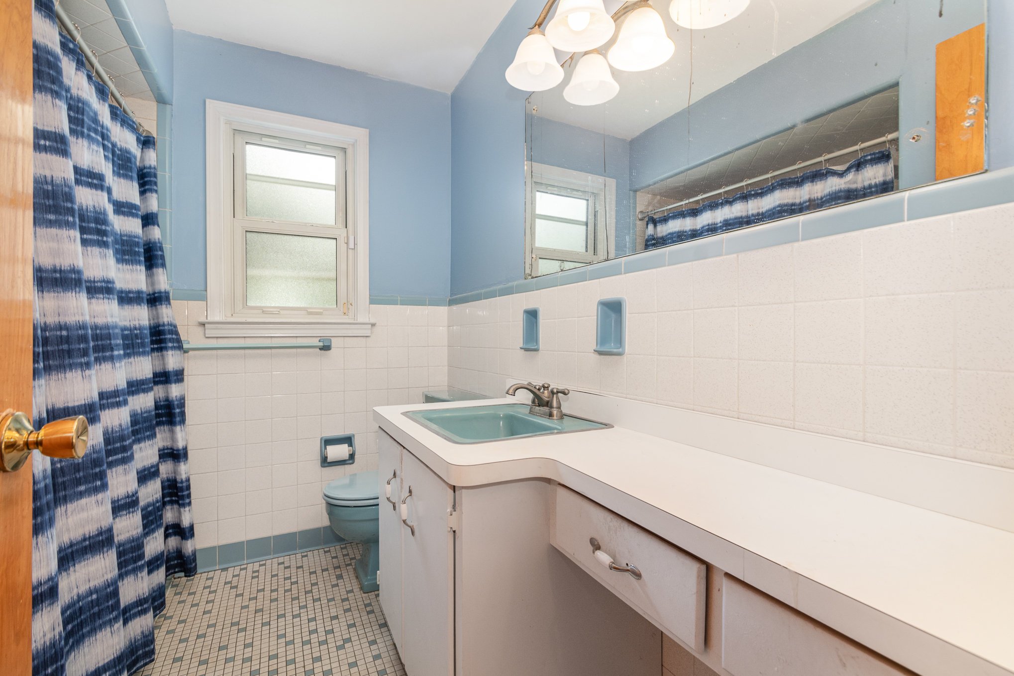 016_4126_llyoyd_ave_26-edit_627.jpg