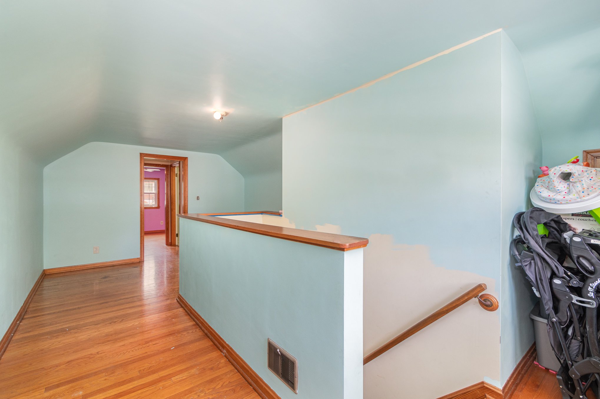 017_4126_llyoyd_ave-edit_596.jpg