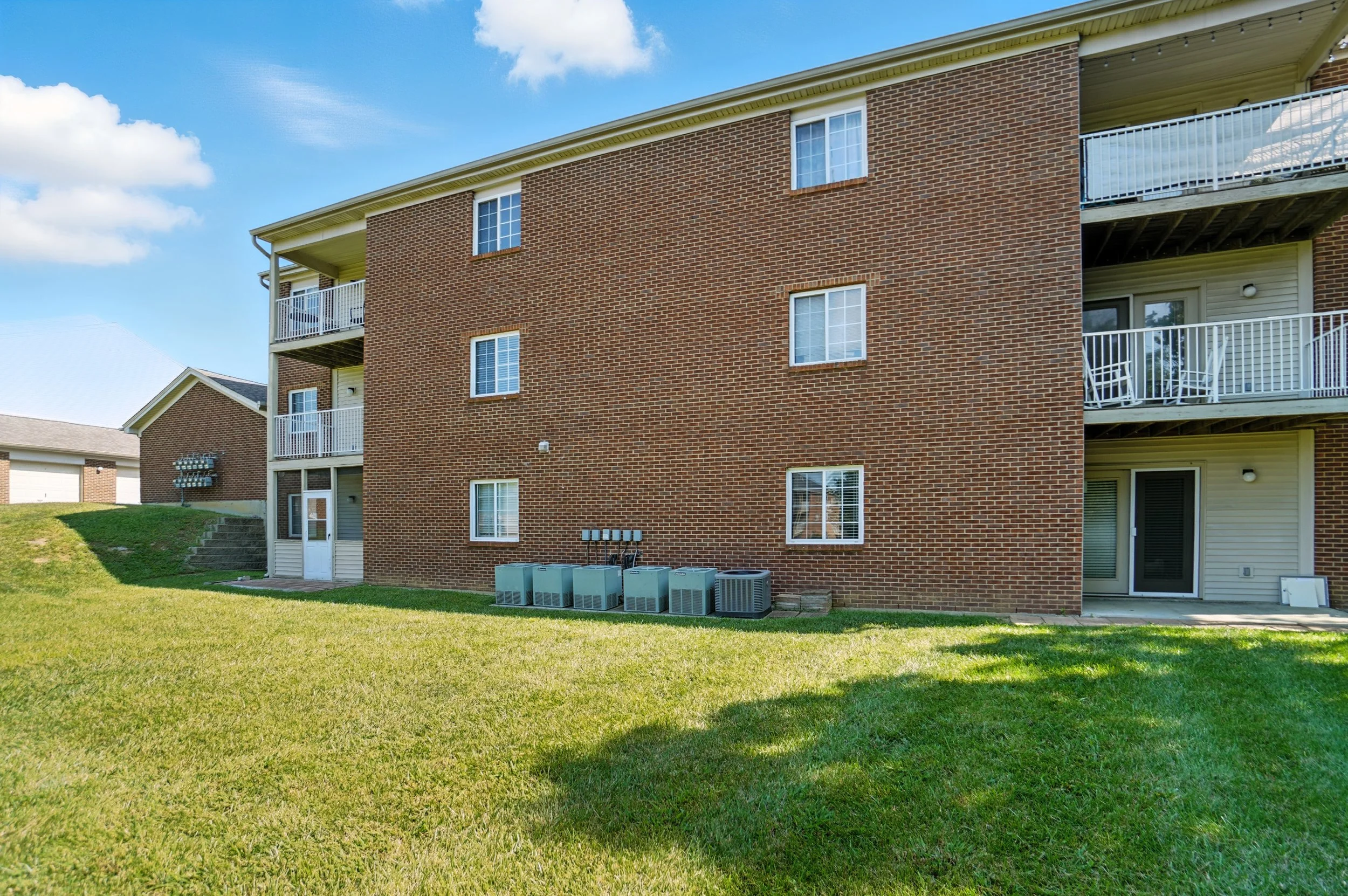 701 nappa valley ln20250810_174.jpg