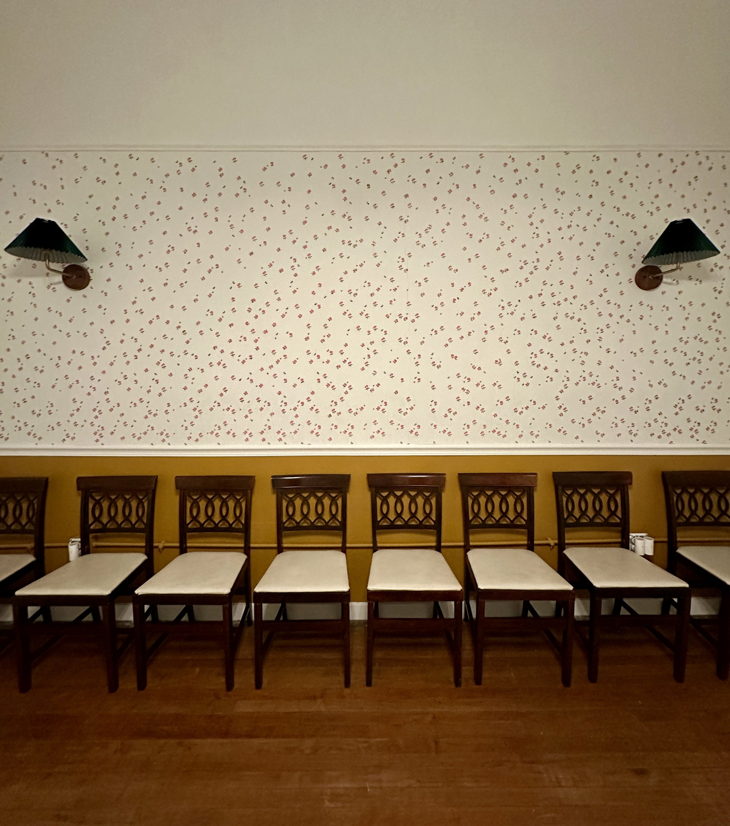 Installation image of something familiar by Dawn Springer Dance Projects at One-Off Exhibitions.