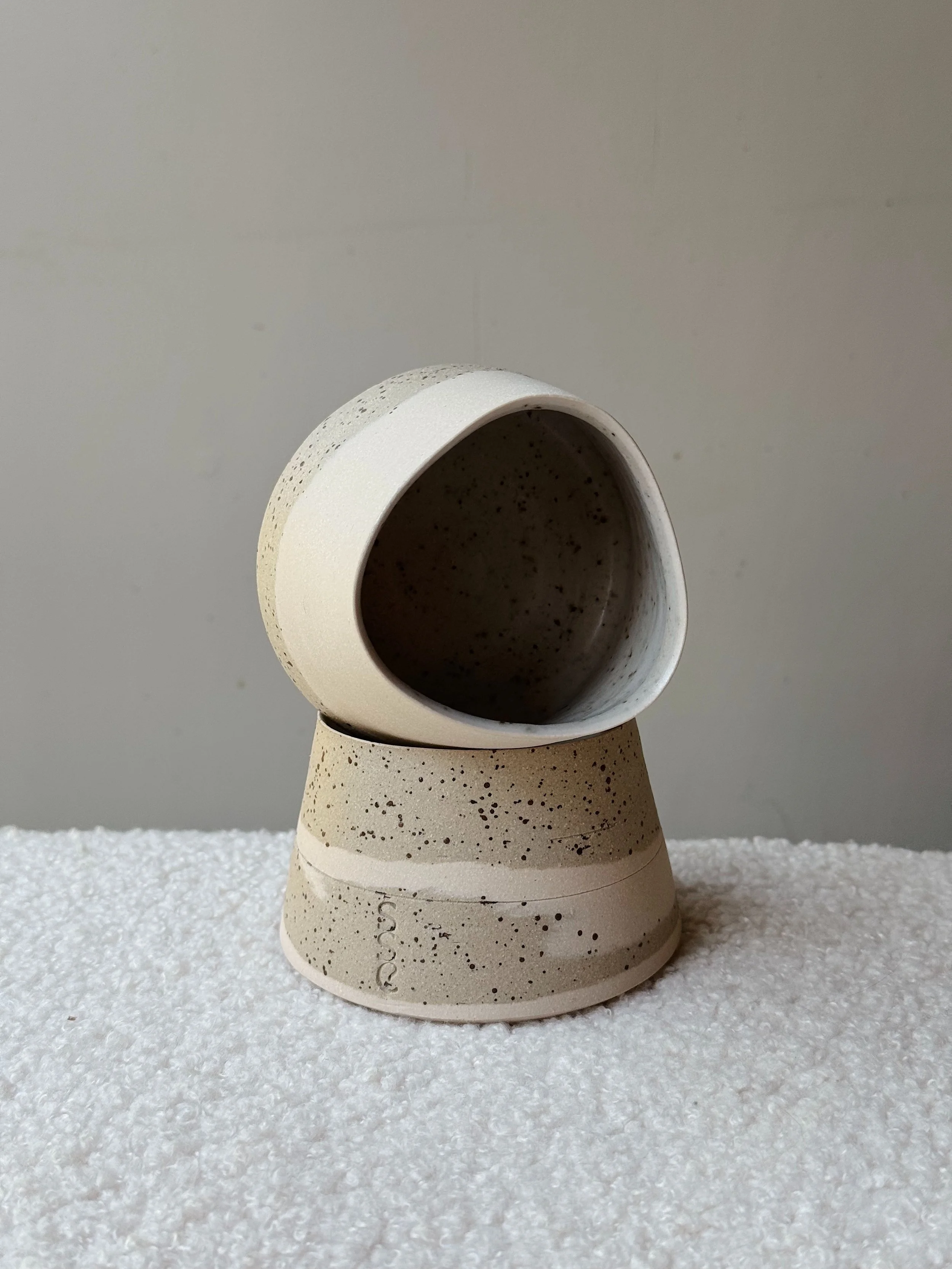 Sandstone - The Cappuccino Set