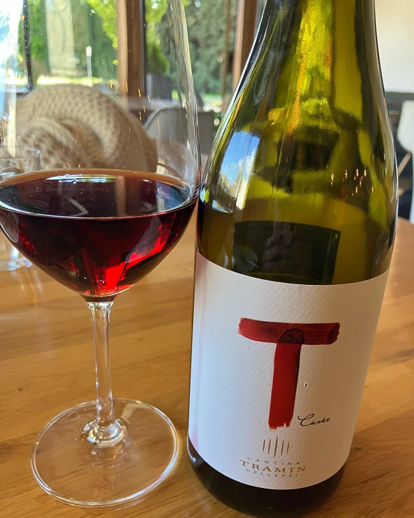 - 2024 Global Wine News Stories -

I was delighted to join the Jill Bennett Radio Show last week to discuss key issues/news stories facing the global wine industry in 2024.

We talk about the global drop in wine consumption, extreme weather events an