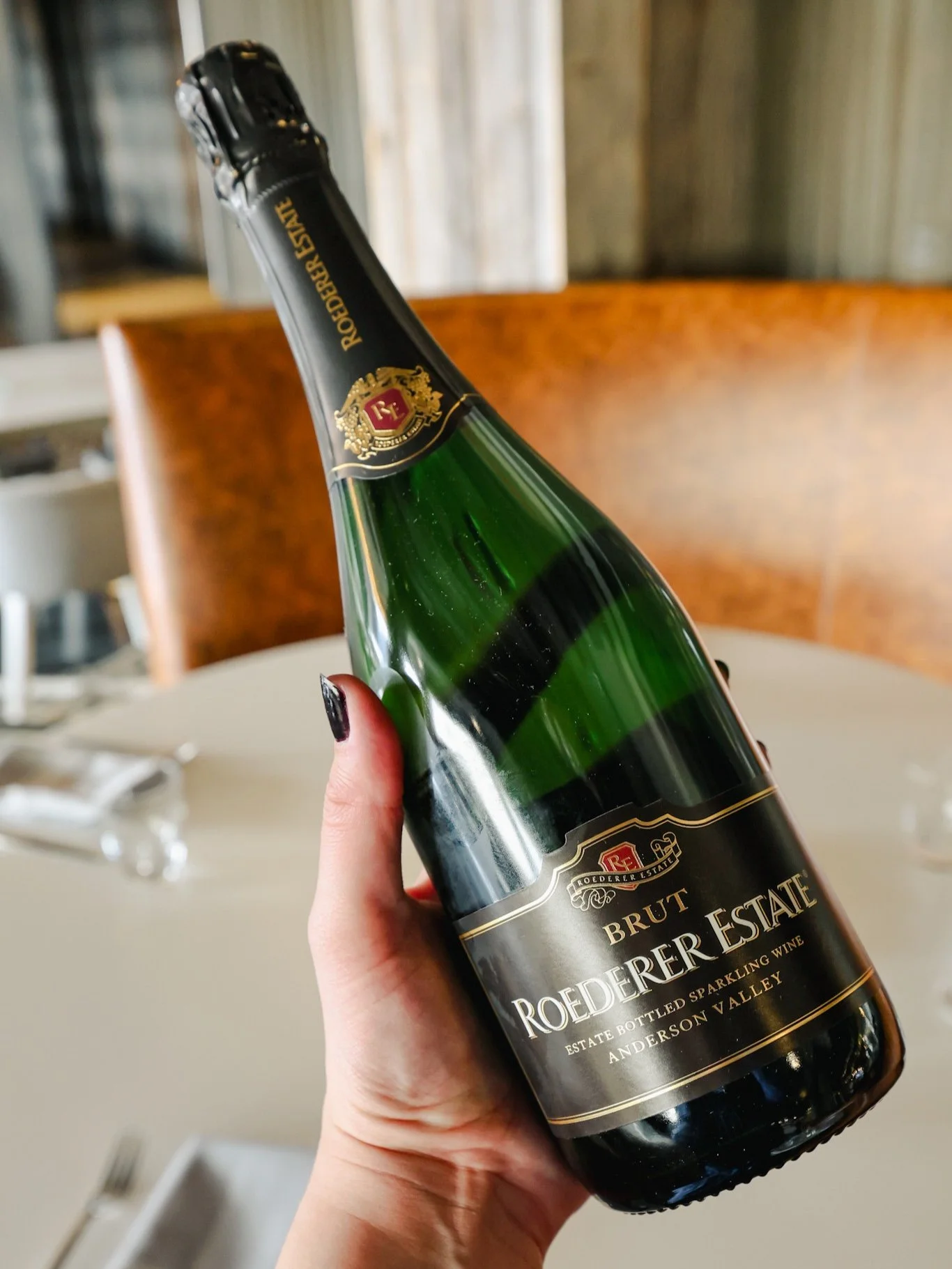 Sometimes the best celebrations happen right in your room. A chilled bottle, a quiet table, and time to enjoy the moment at your own pace. Small upgrades that make a stay feel special.