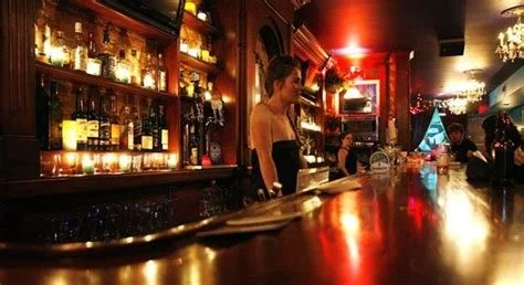 HAPPY HOURS till 10pm