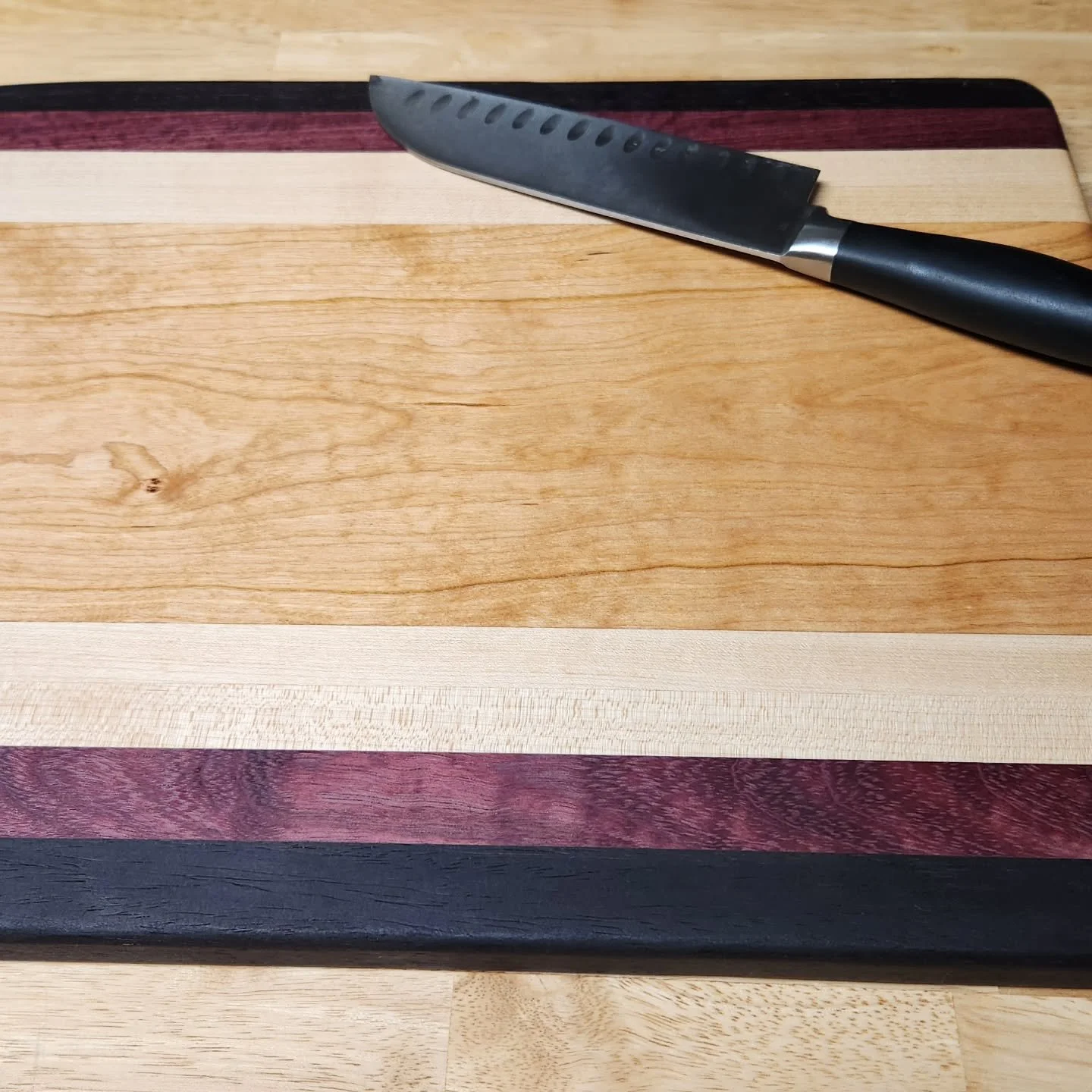 #charcuterieboard #cuttingboard #cuttingboards #charcuterieboards 
most recent piece for a client