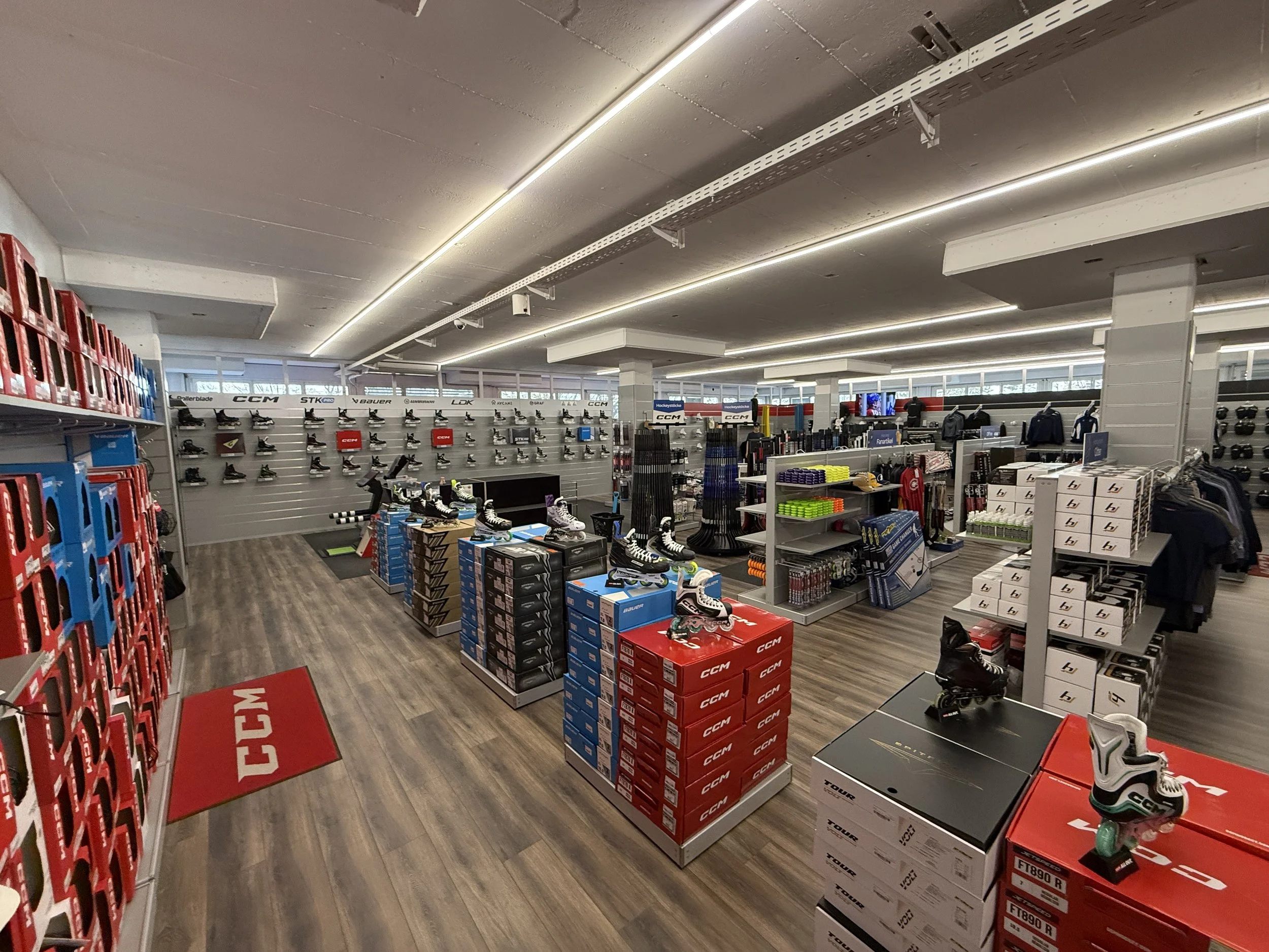 2026 MVP HOCKEY SHOP 4.JPG