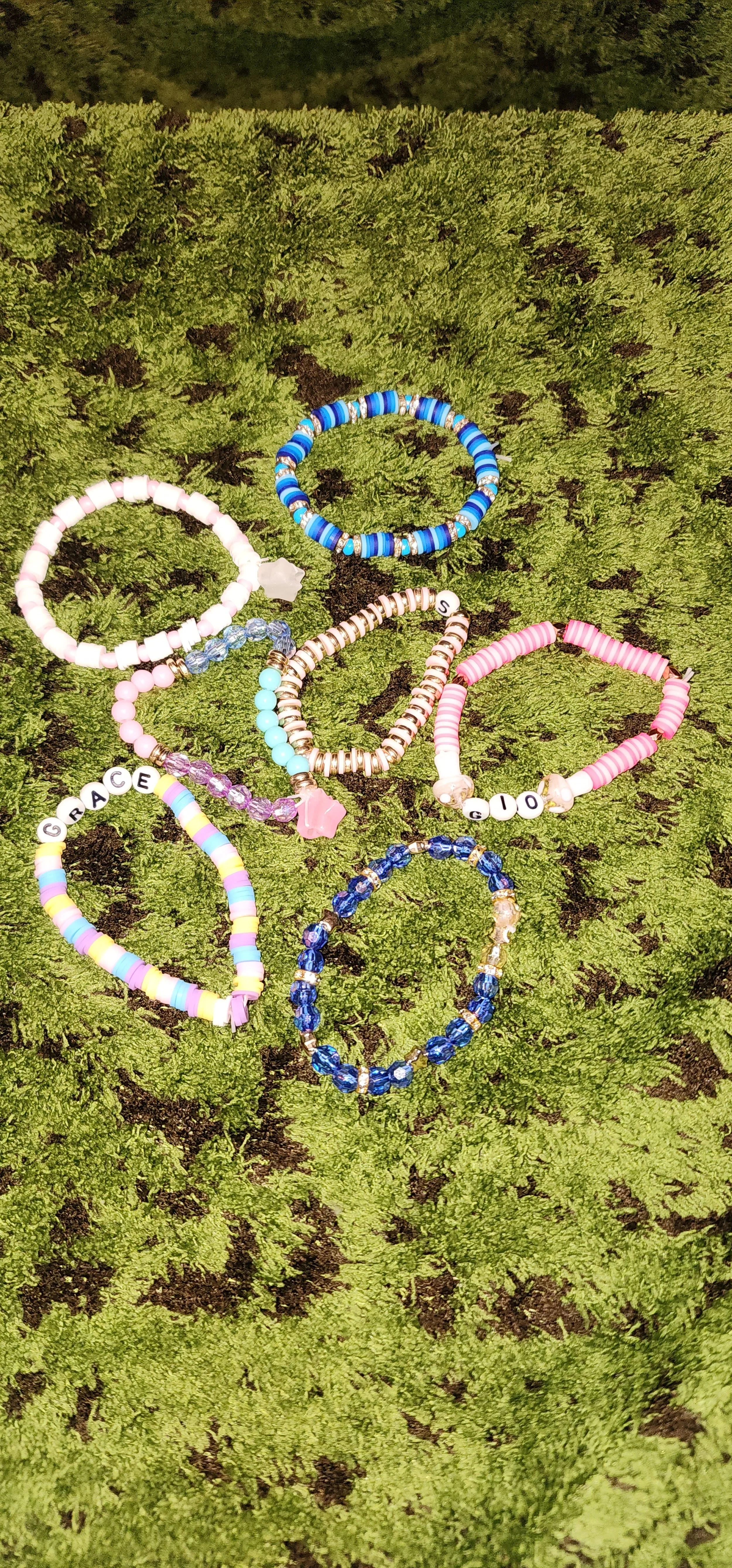 DIY jewelry craft option for kid's party hosted at Secret Forest L.A.